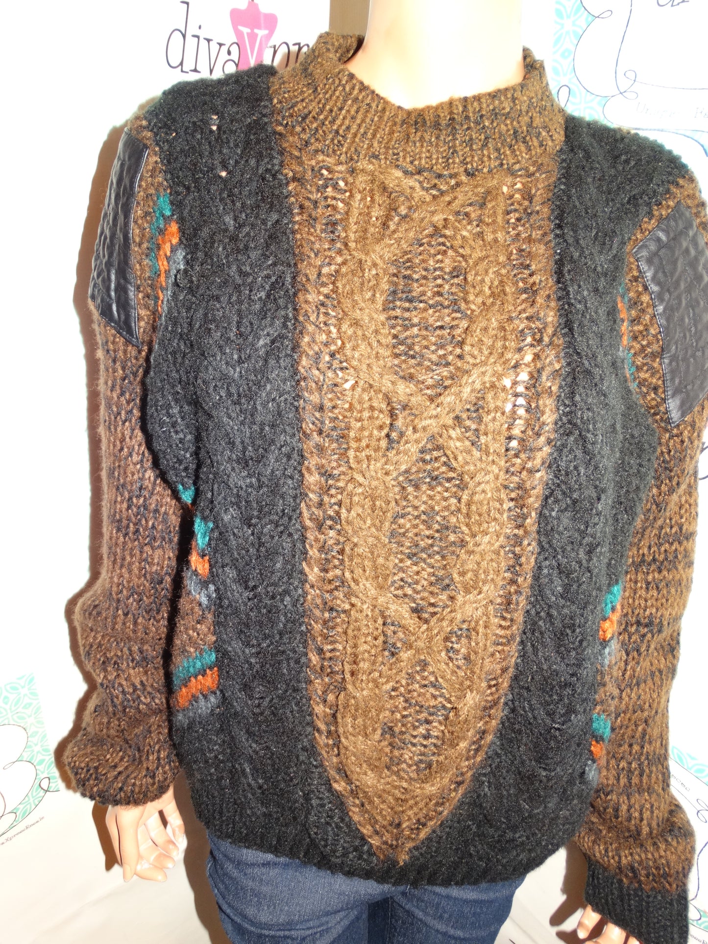 Vintage Street Scenes Green/Black Sweater Leather Patch Sweater Size L