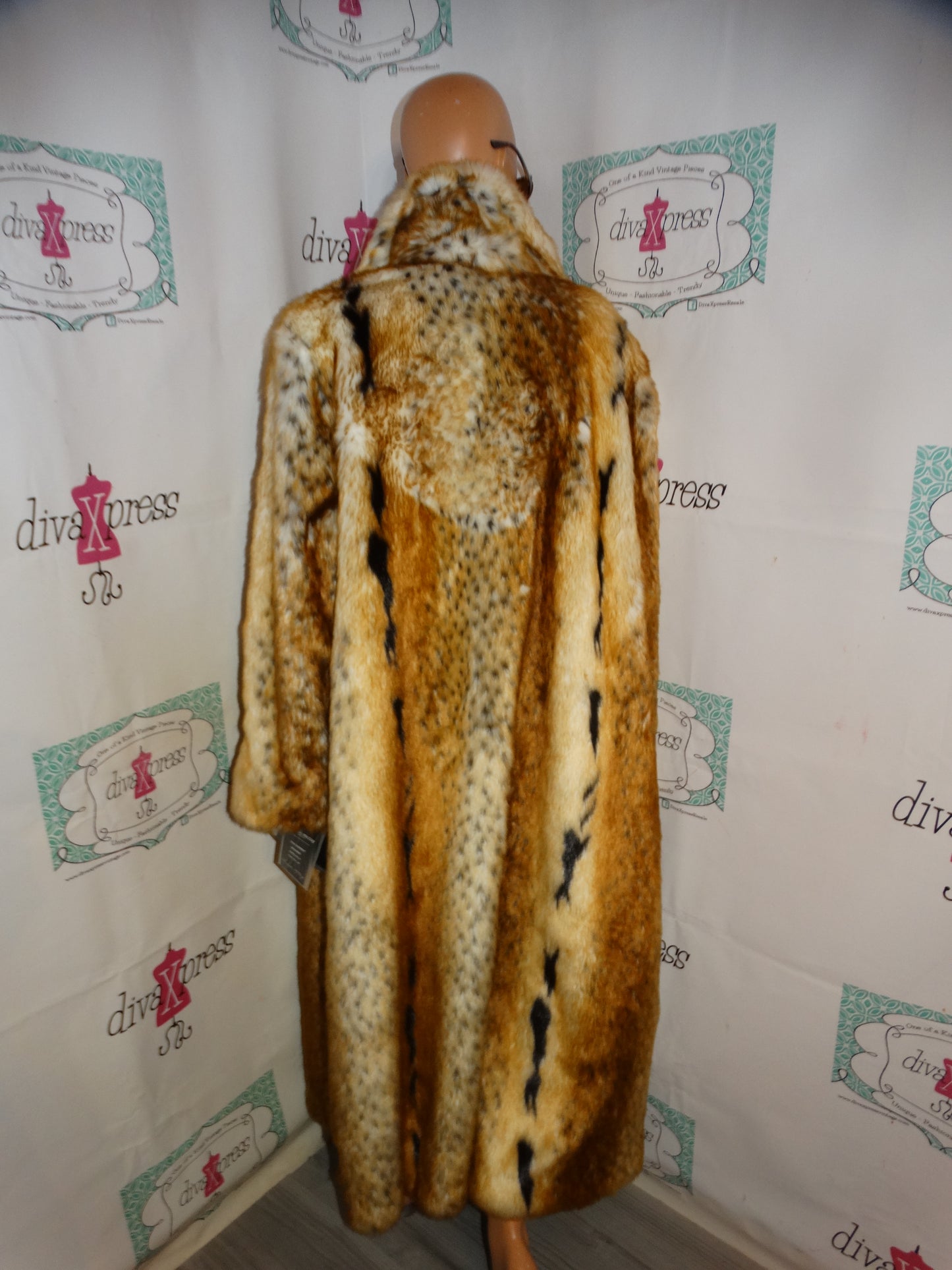 Vintage Pamela McCoy Brown/Black Cream Faux Fur Coat Size 3x