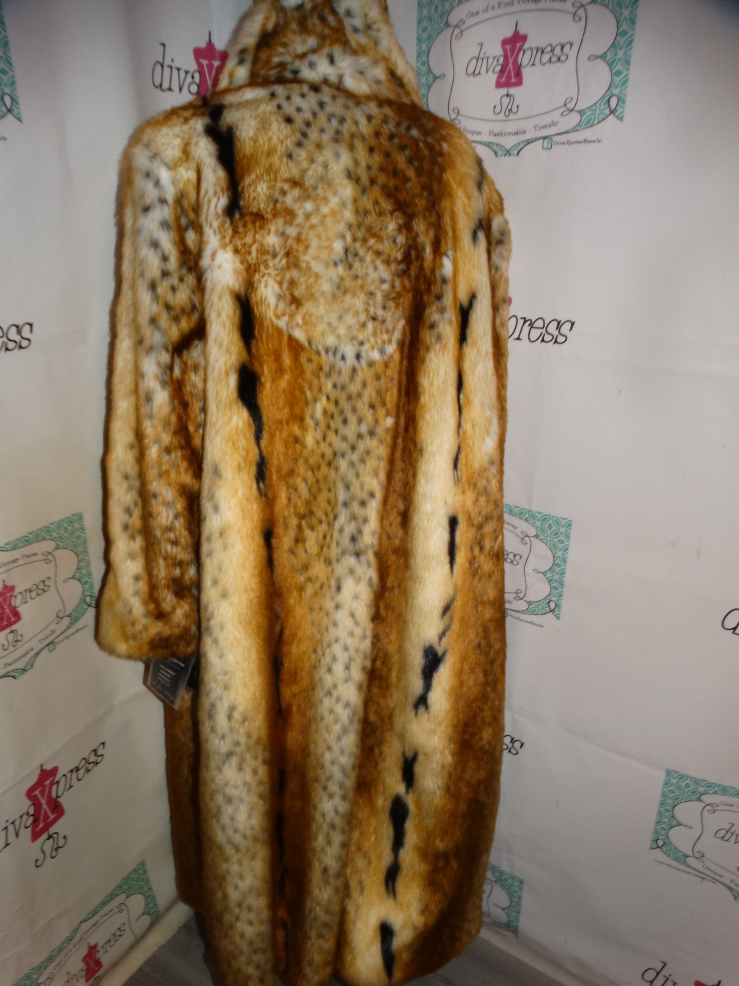 Vintage Pamela McCoy Brown/Black Cream Faux Fur Coat Size 3x