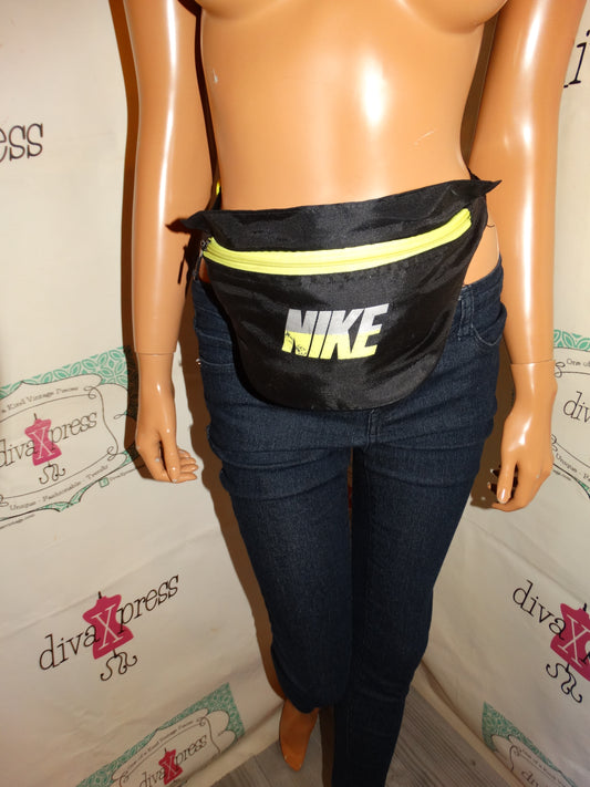 Vintage Nike Fanny Pack Black