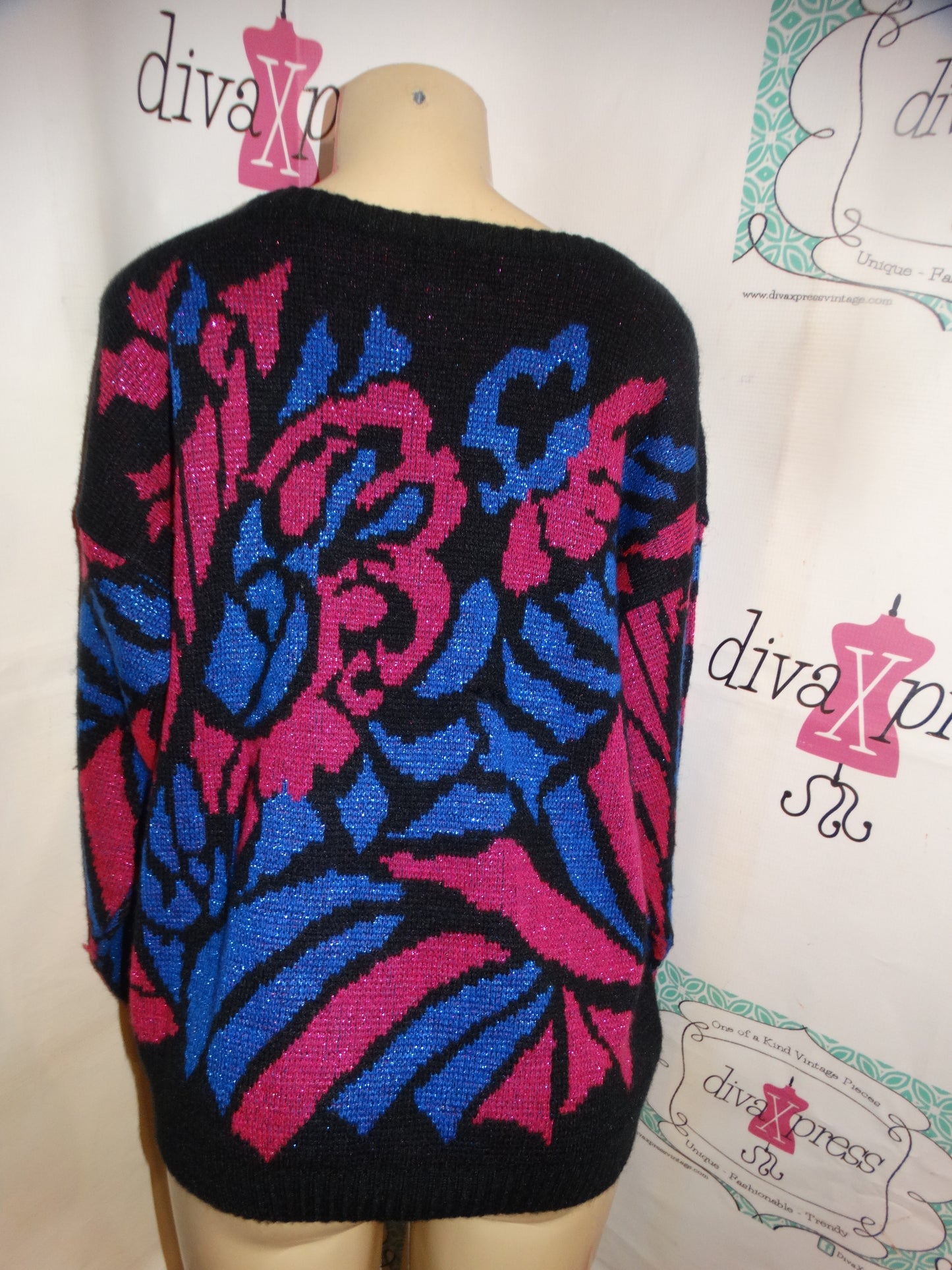 Vintage Rejoice Black/Pink Sweater Size XL
