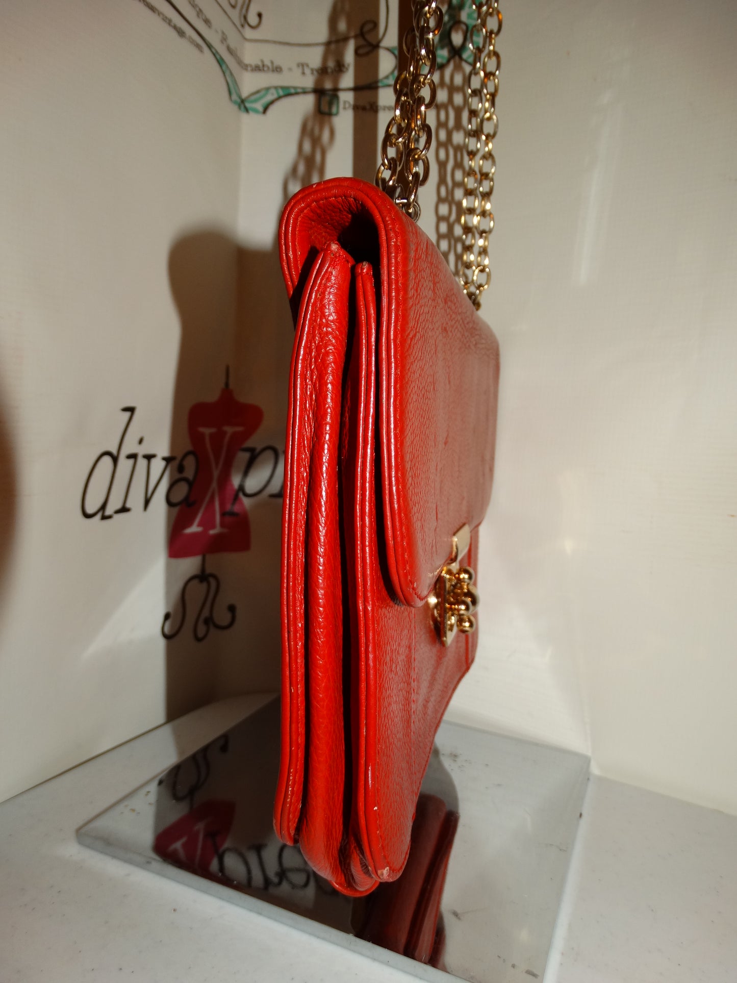 Vintage Red Leather KizzMe Chain Purse Size M