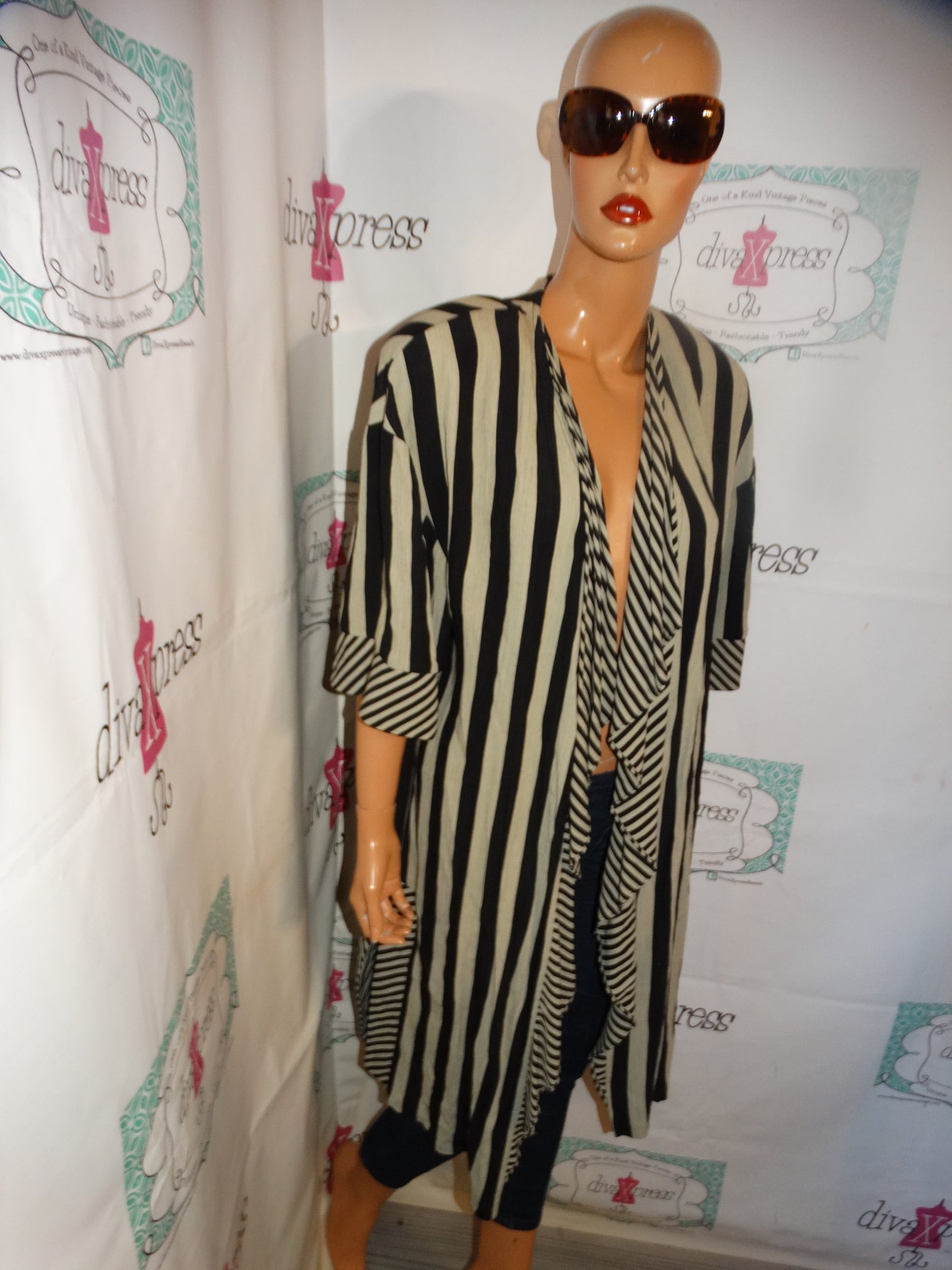 Vintage Tan/Black Stripe Throw Size 2x-3x