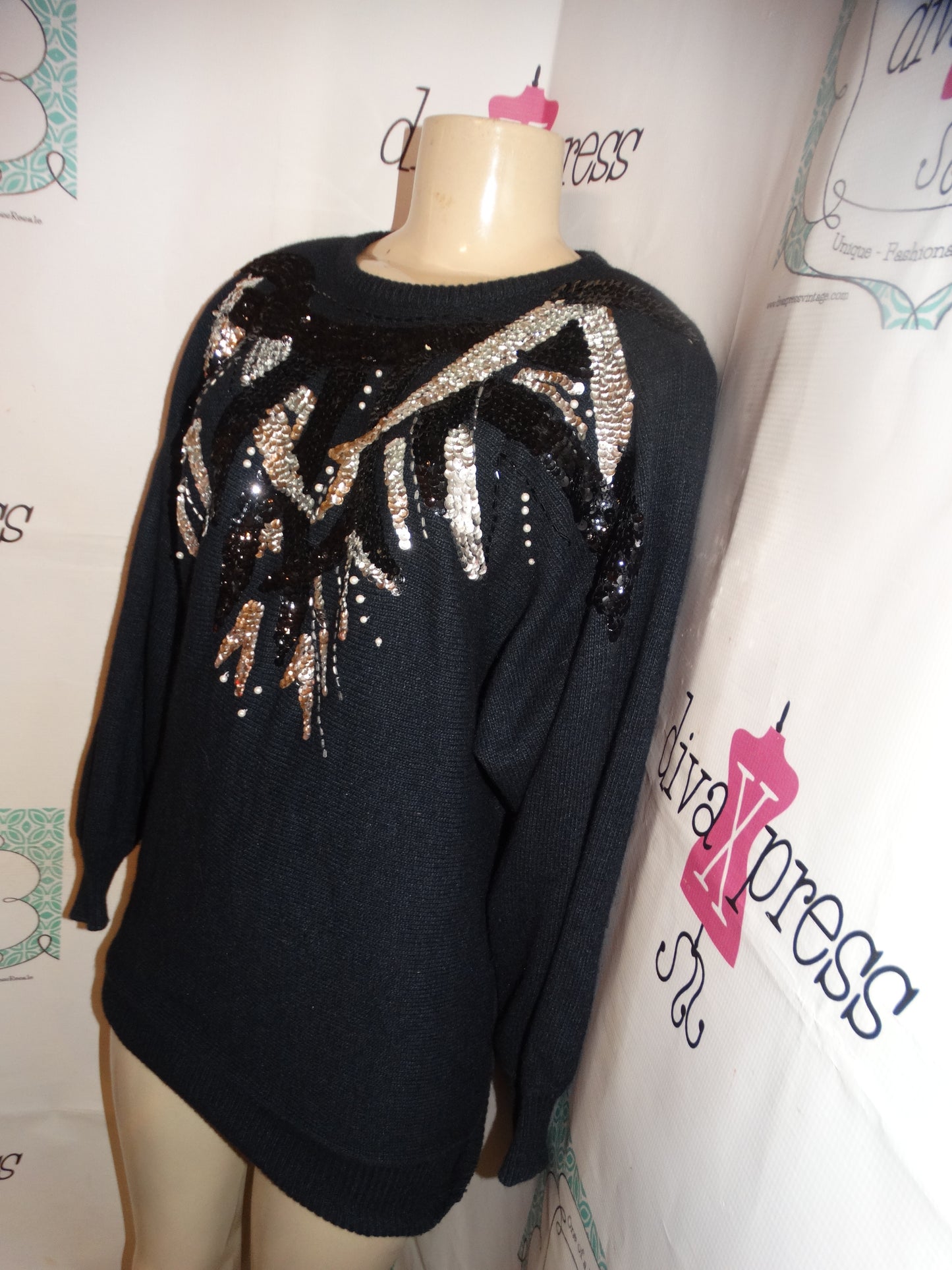 Vintage Leslie Knits Black Sequins Sweater Size L