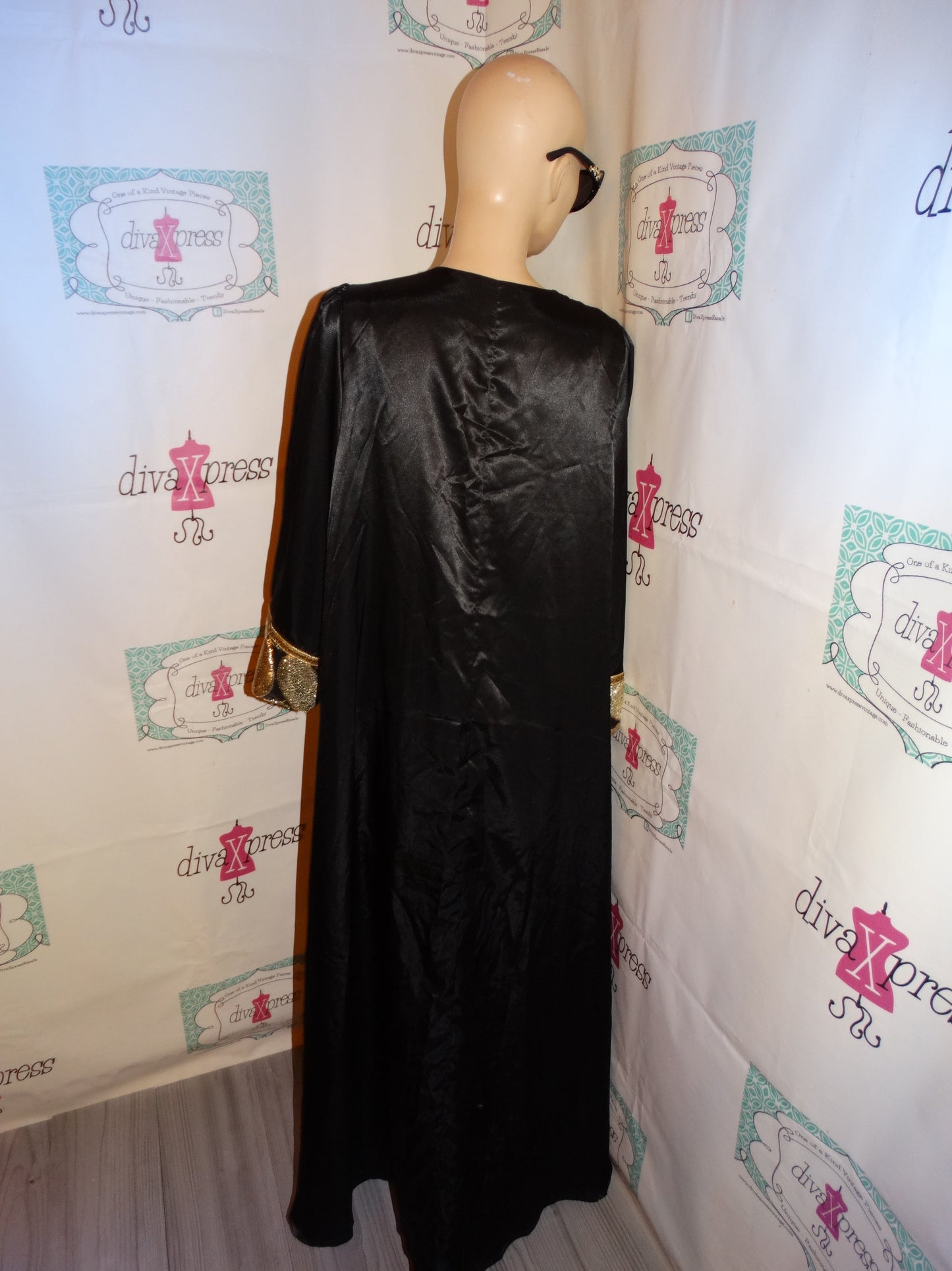 Vintage Kayra Black/Gold Dress Size XL