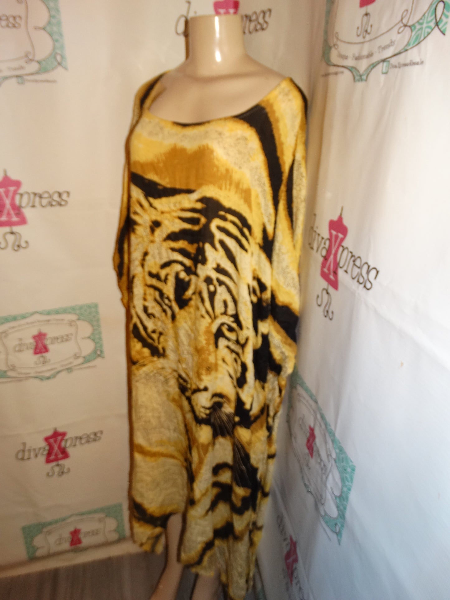 Vintage Tan Lion Sheer CoverUp Size 3x-4x