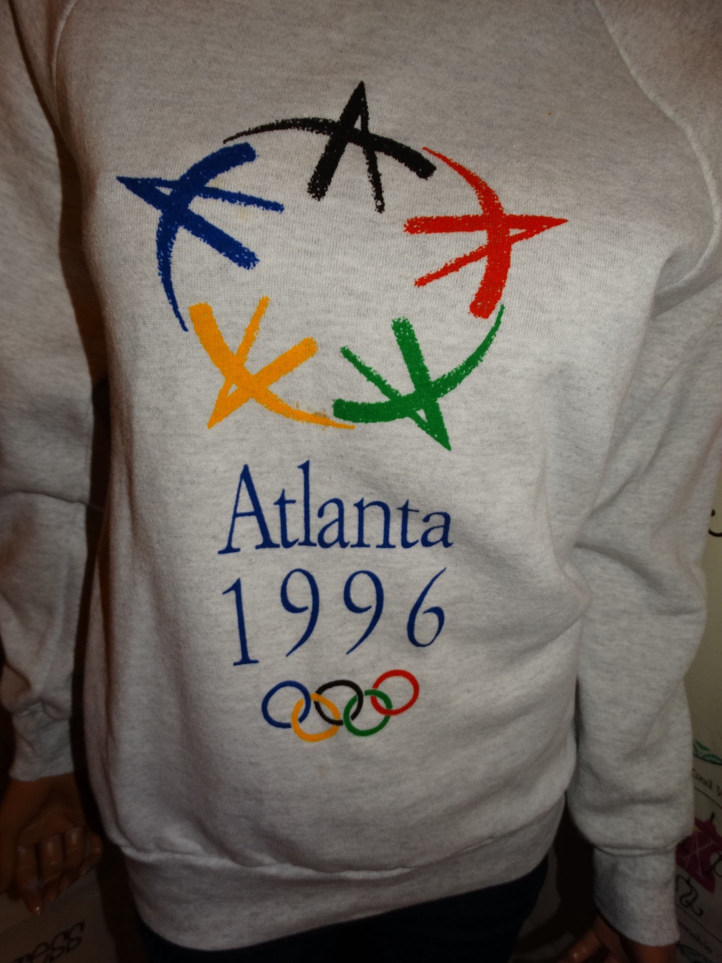 Vintage White/Gray Olympics SweatShirt Size S