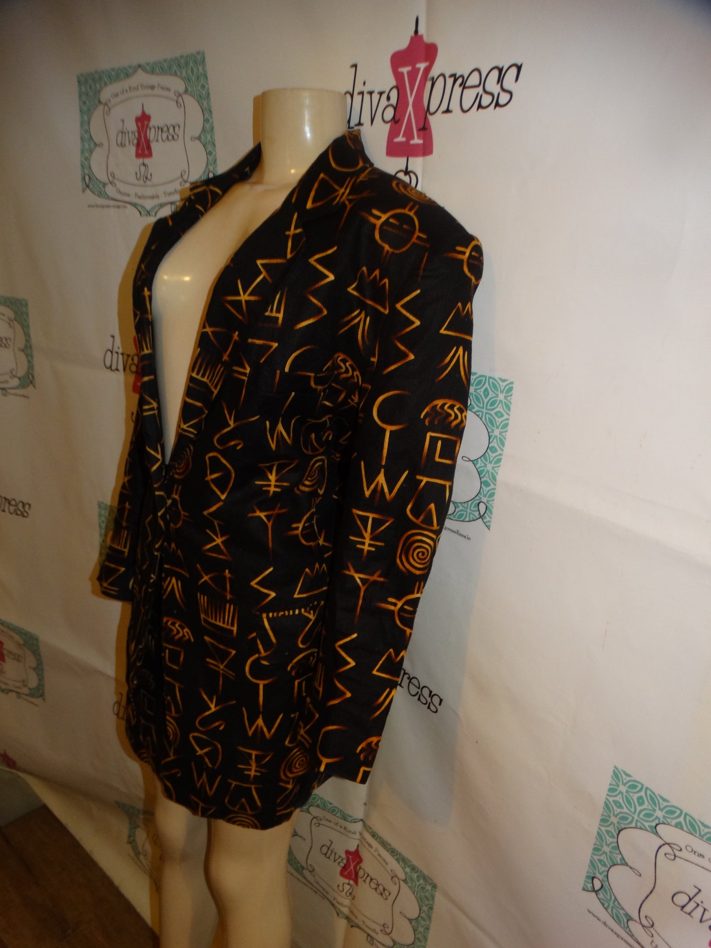 Vintage Ellen Tracy Black Aztec 2 Piece Skirt Set/Dress Size M