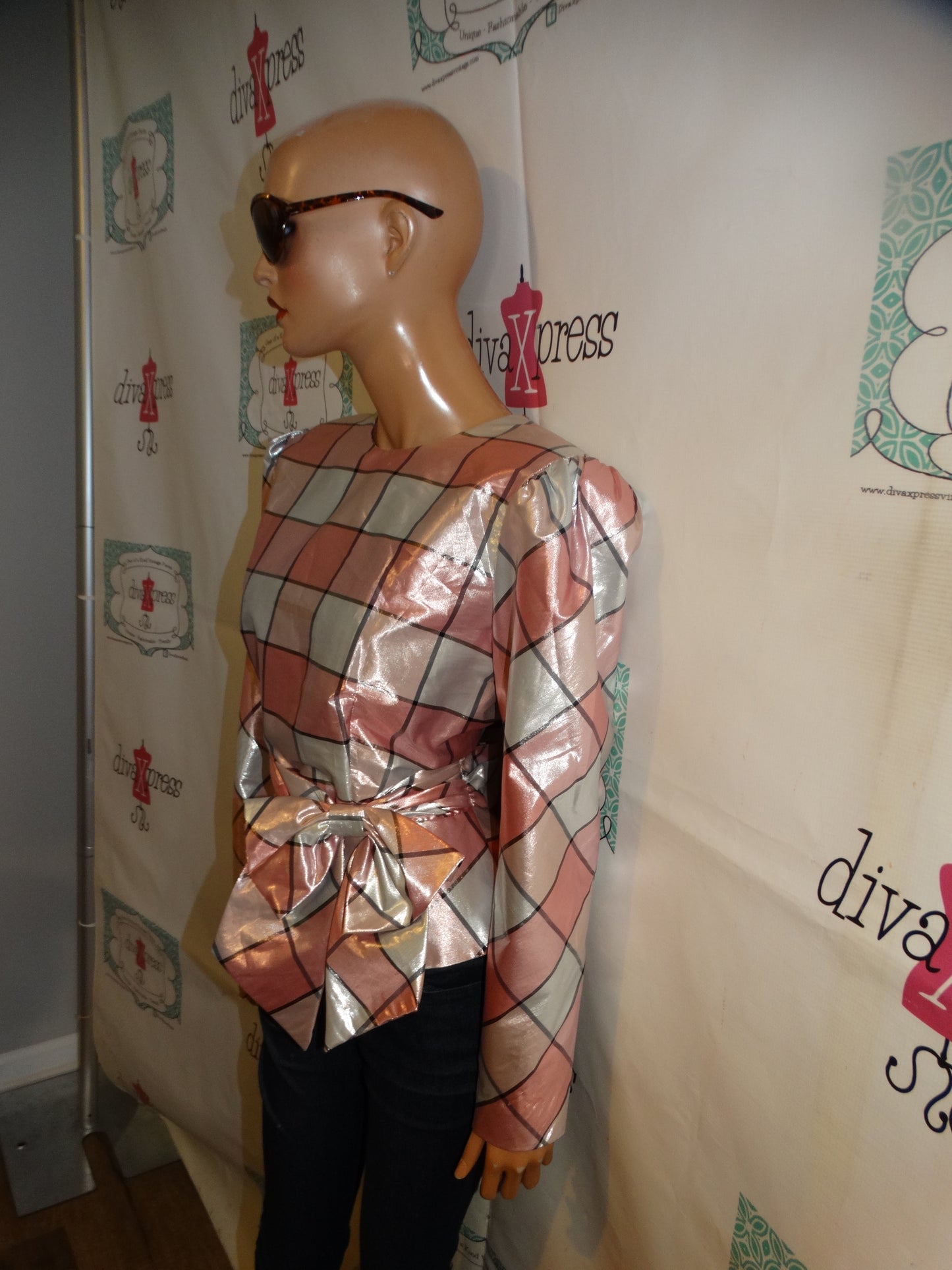 Vintage Prophecy Pink/Gray Top Size M