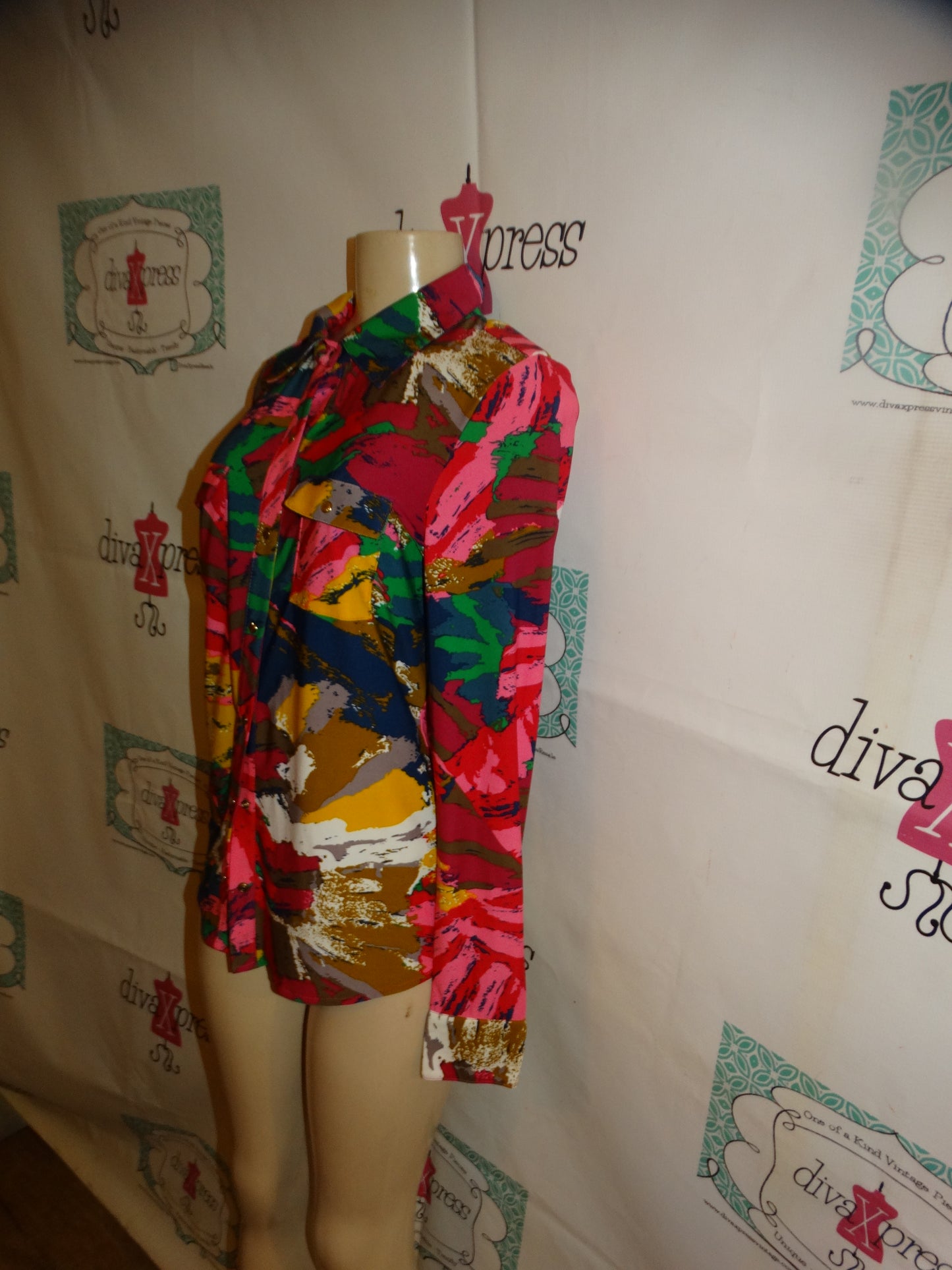 BCBG Maxiazaria Pink Colorful Top Size M