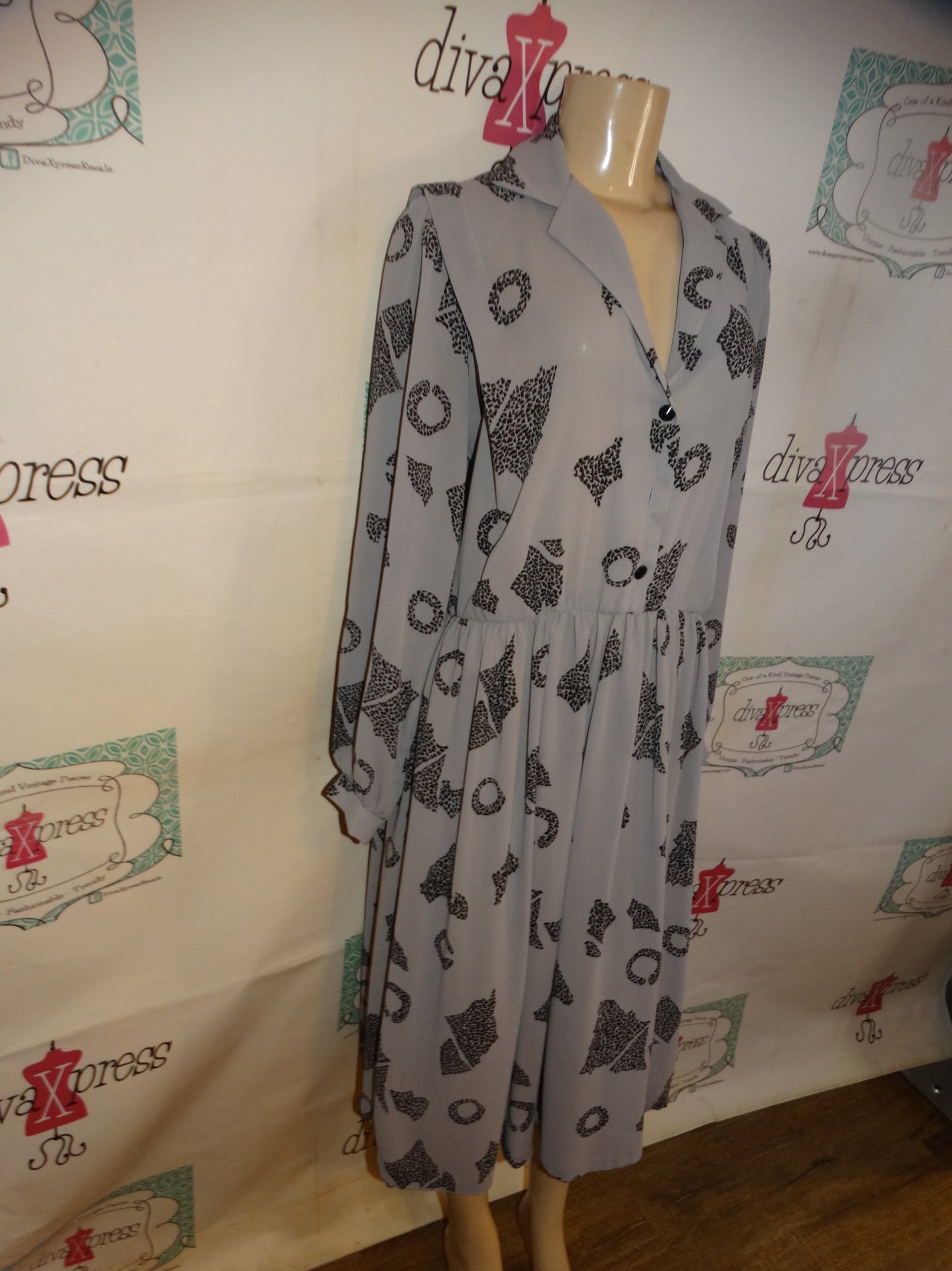 Vintage Jerry Lurie Gray/Black Letter Dress Size L