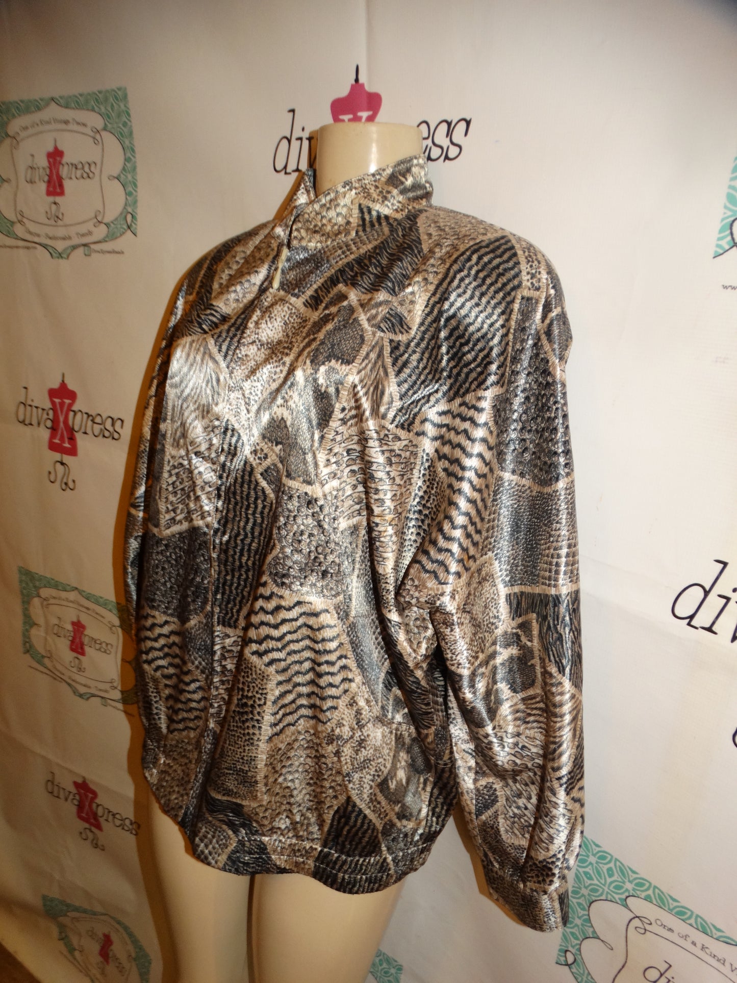 Vintage Neils Cream SNakeSkin Print Jacket Size L