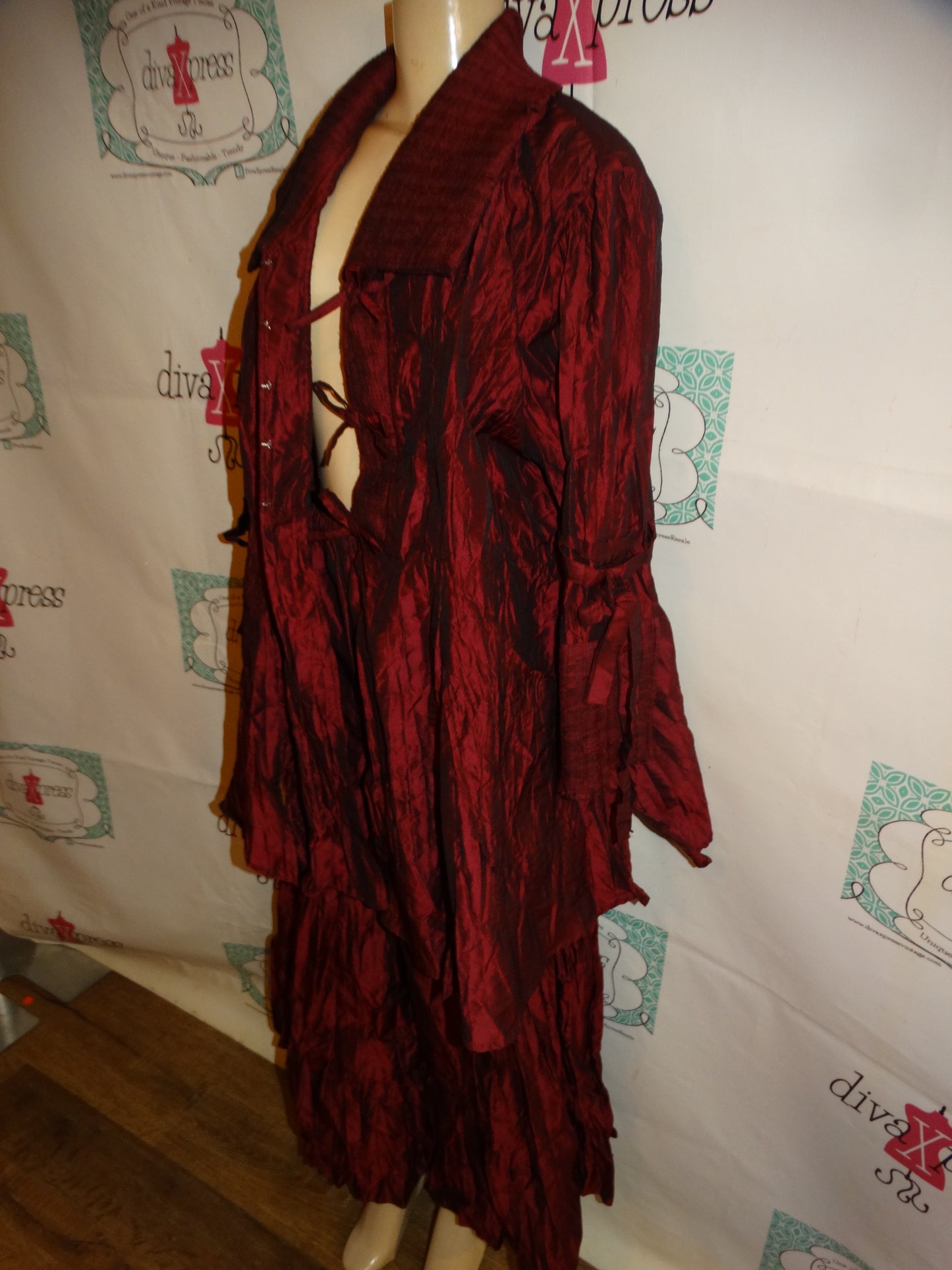 Vintage Peagus Burgundy 2 Piece Gaucho Pants Set Size 1x