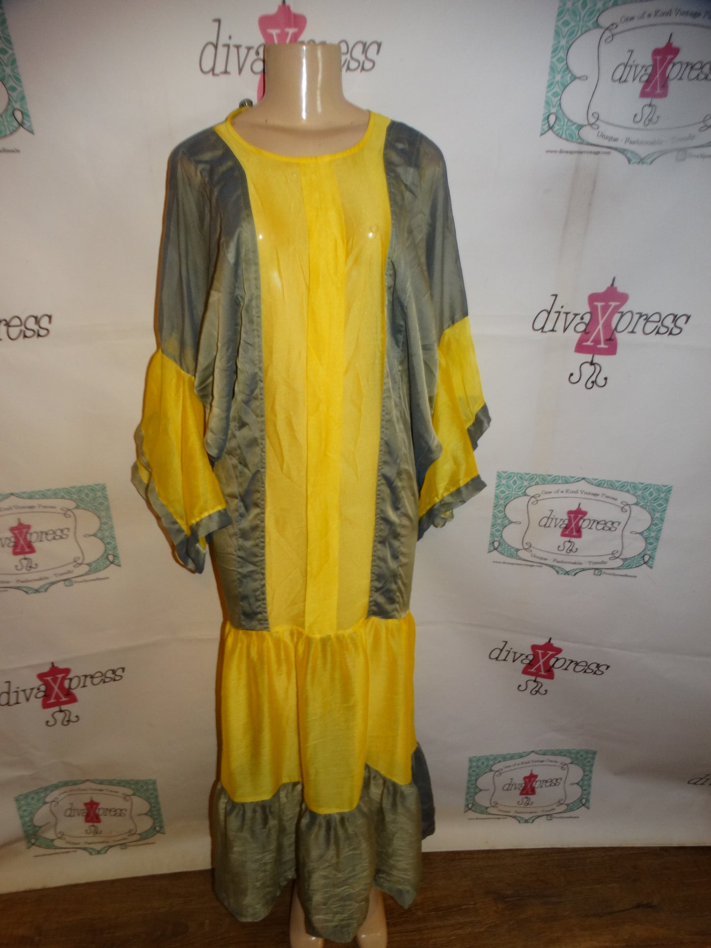 Vintage Yellow/Gray Sheer Dress/Coverup Size M