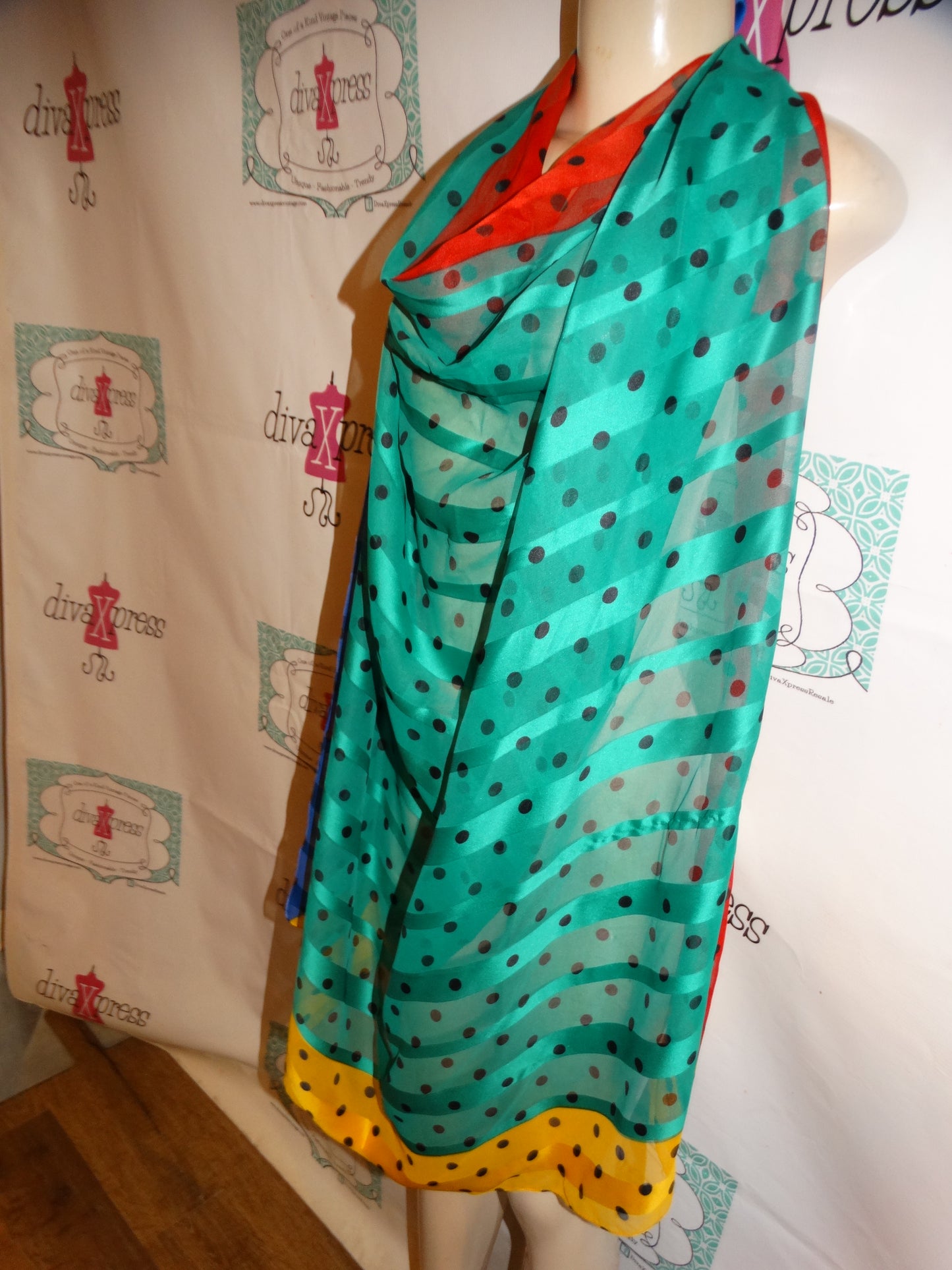 Vintage Green/Red/Mustard Yellow/Royal Blue Scarf Size L