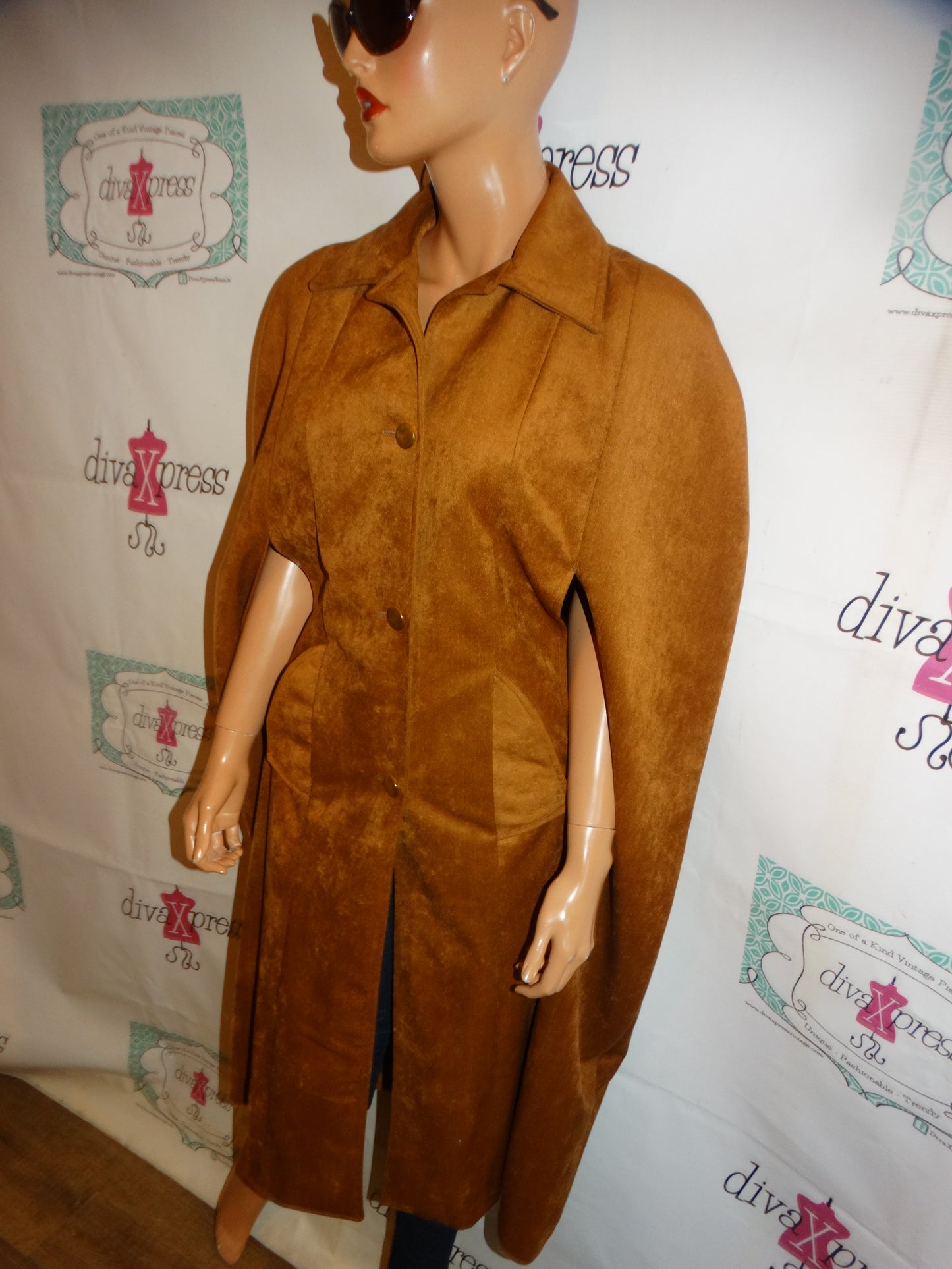 Vintage Anthony Richards Tan/Brown Poncho Size 1x