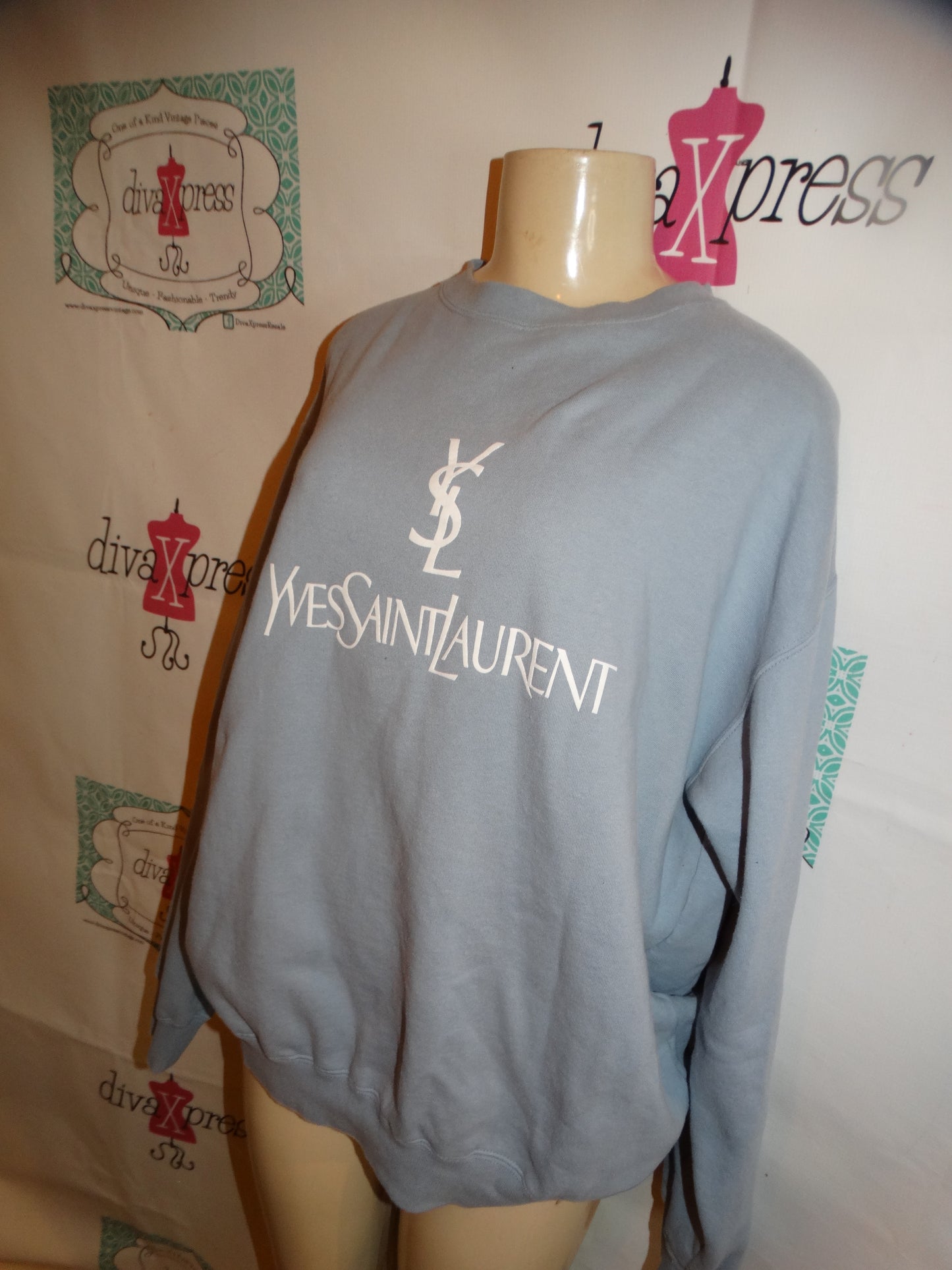 Blue/White Sweat Shirt Size  1x