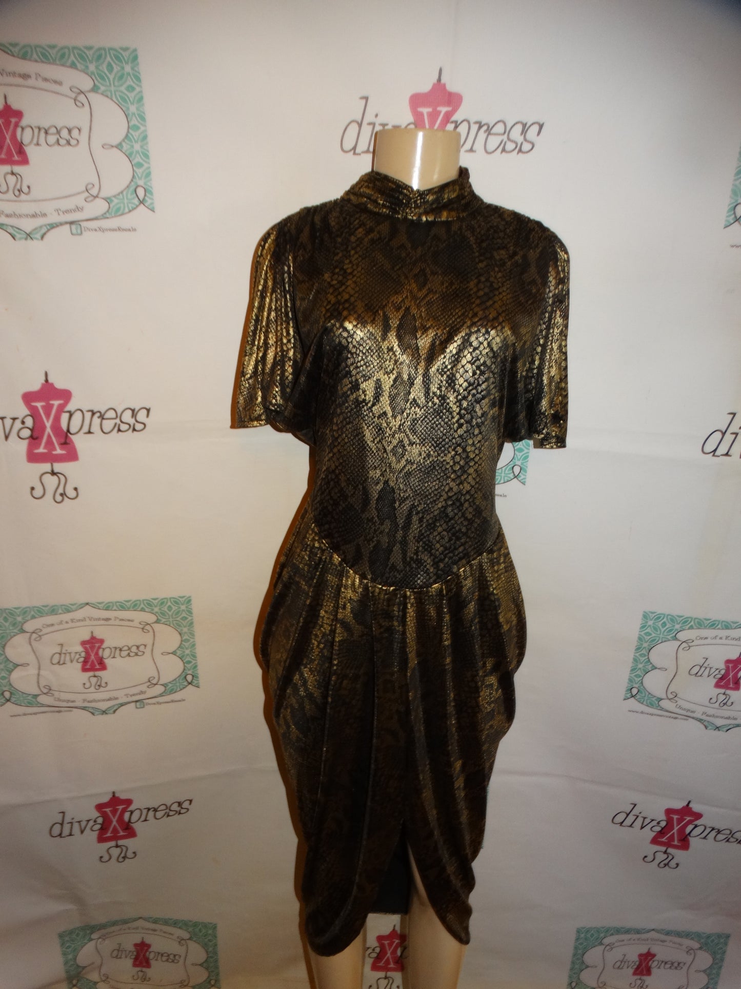 Vintage Sophisticates Gold/Black Draped Dress Size M