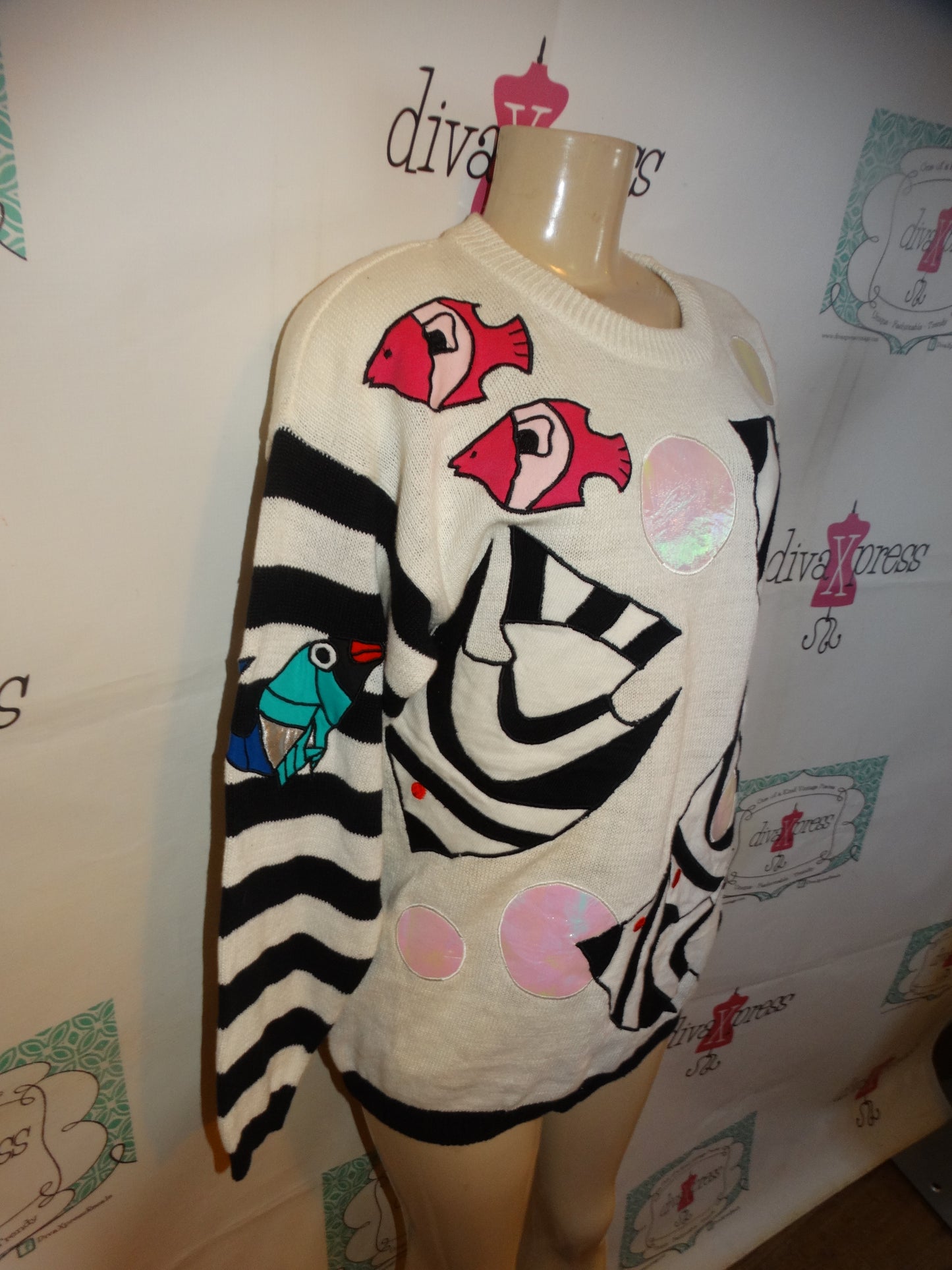 Vintage Spree Black/White Fish Sweater Size XL