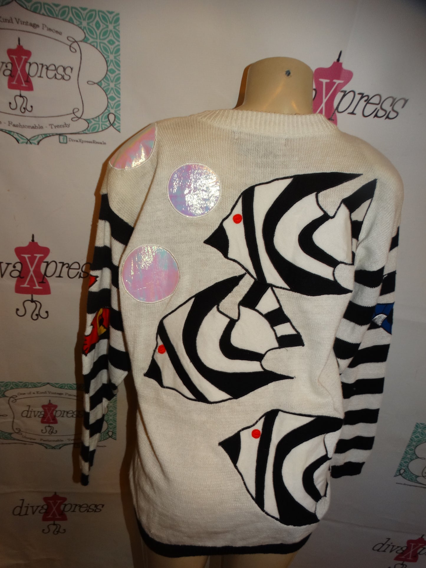 Vintage Spree Black/White Fish Sweater Size XL