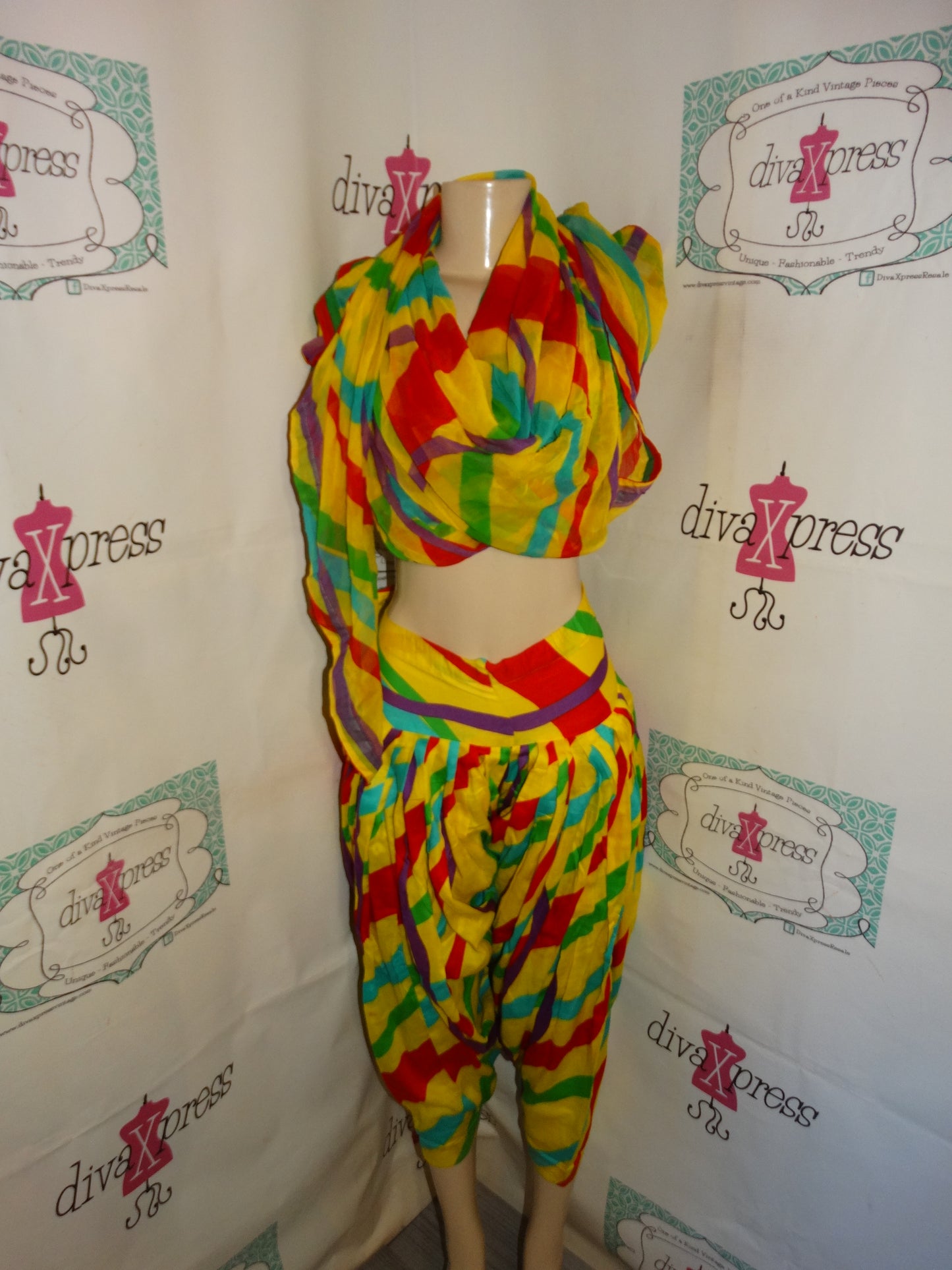 Vintage Yellow Red/Green Blue Pants and Scarf Set Size XL