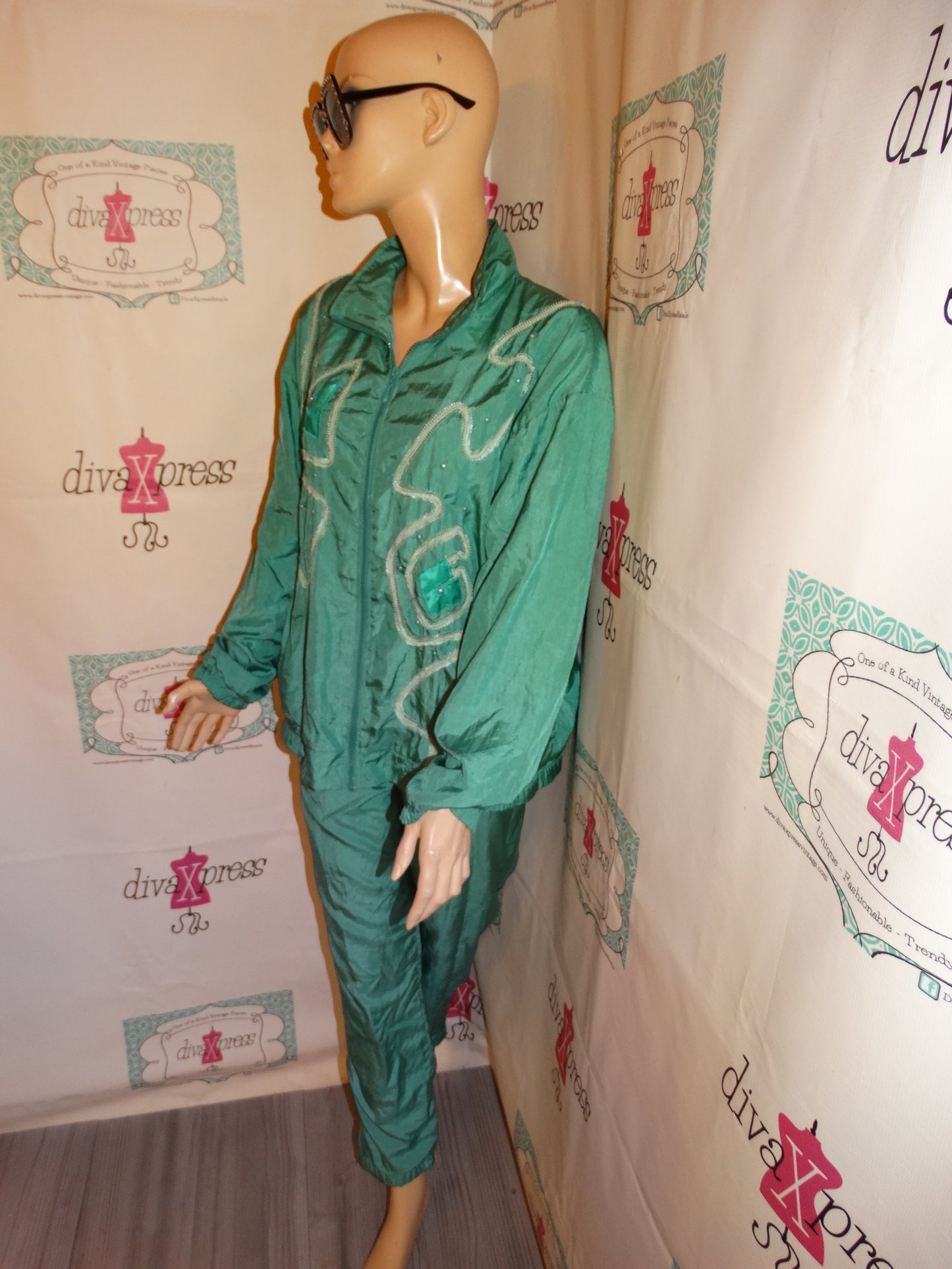 Vintage Rafael Green Beaded 2 Piece Track Suit Size M