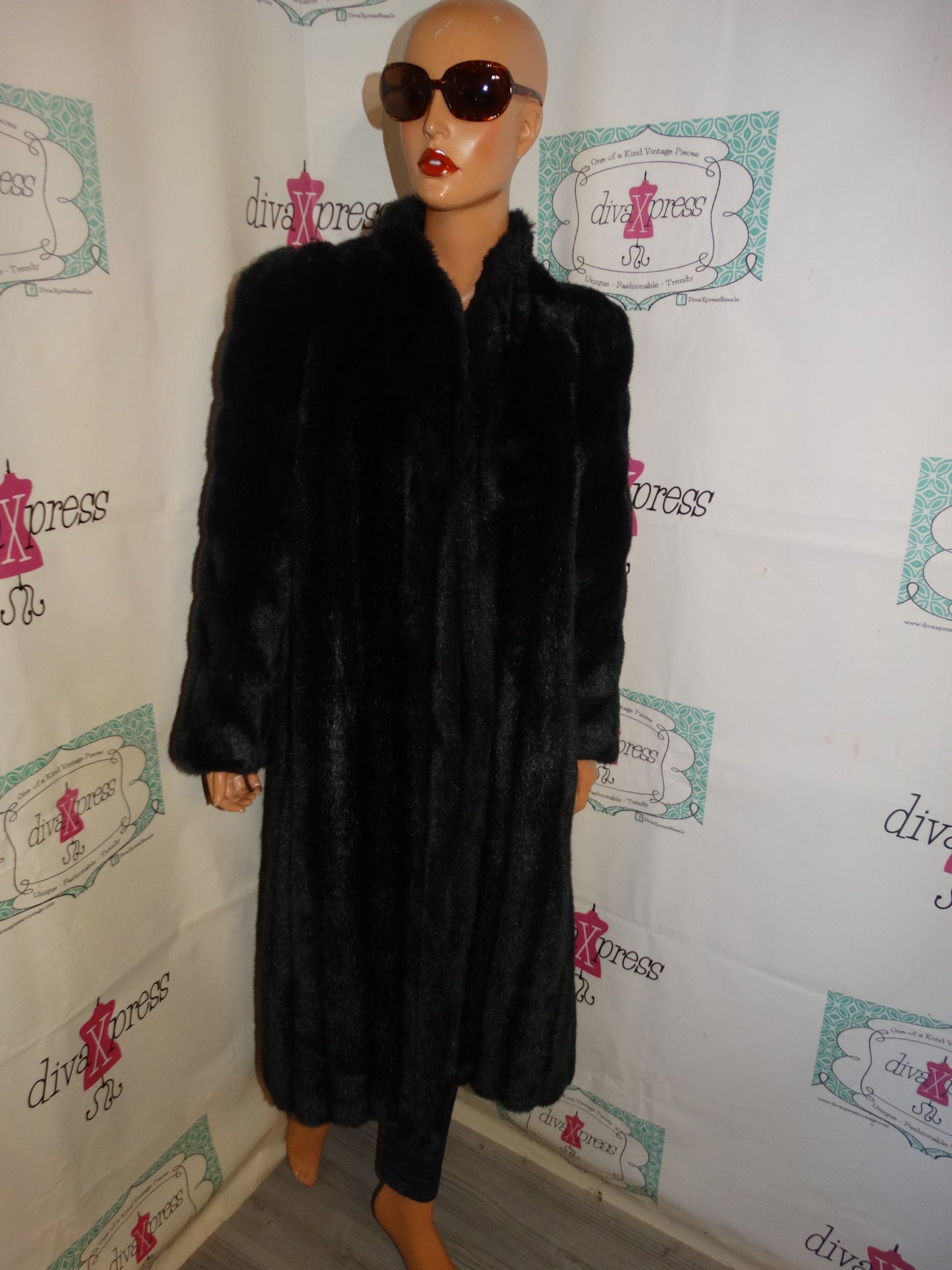 Vintage Intrigue Black Faux Fur Long Coat Size M