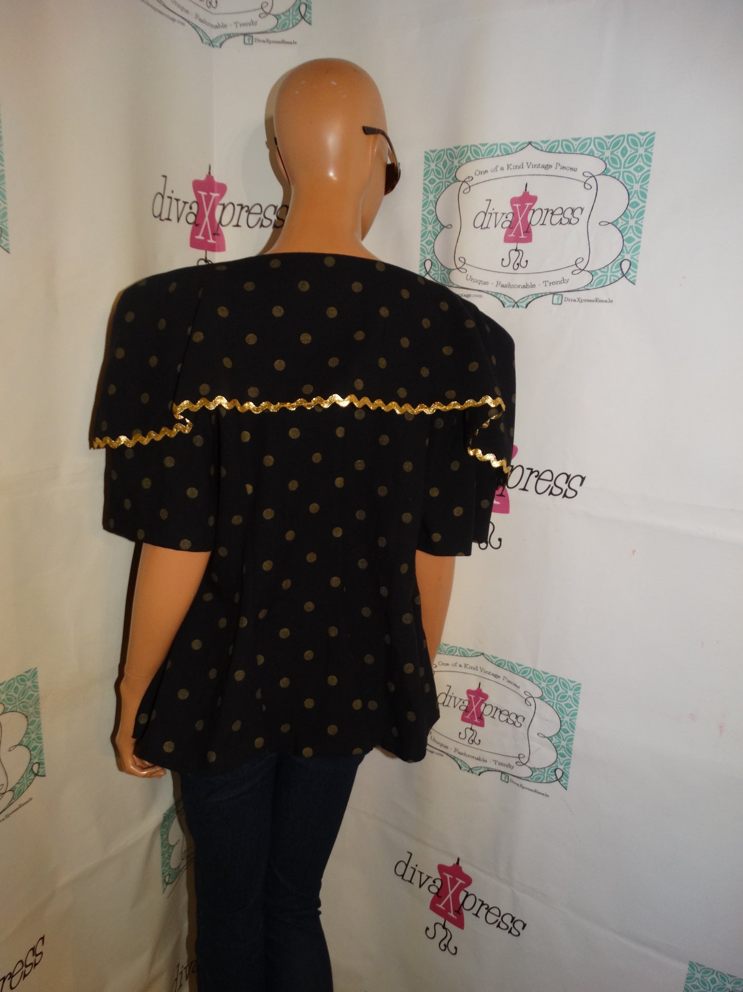 Vintage Kathry Deene Black/Gold Top Size 1x