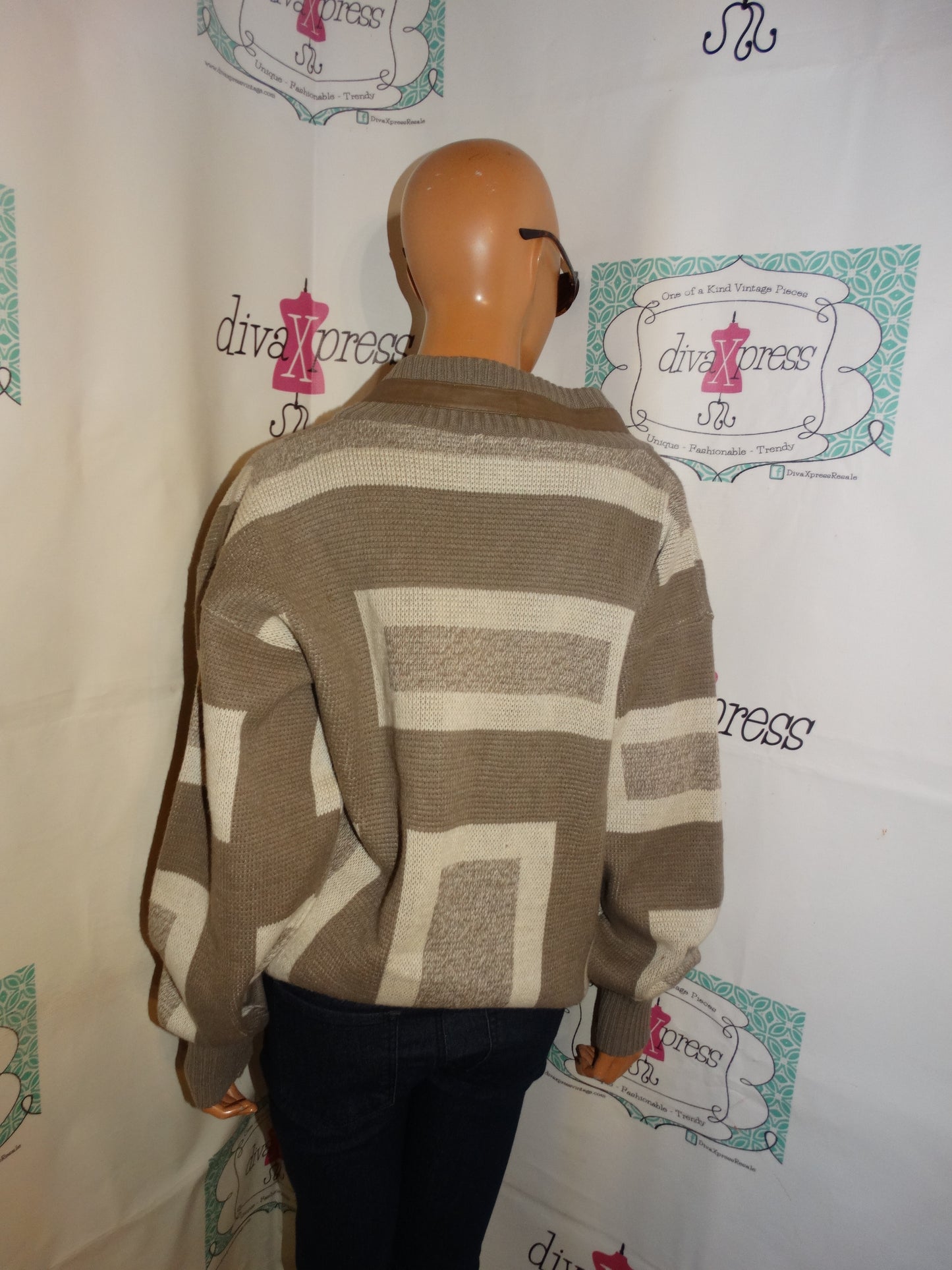 Vintage Sir Beau Tan Leather Patch Sweater Size XL