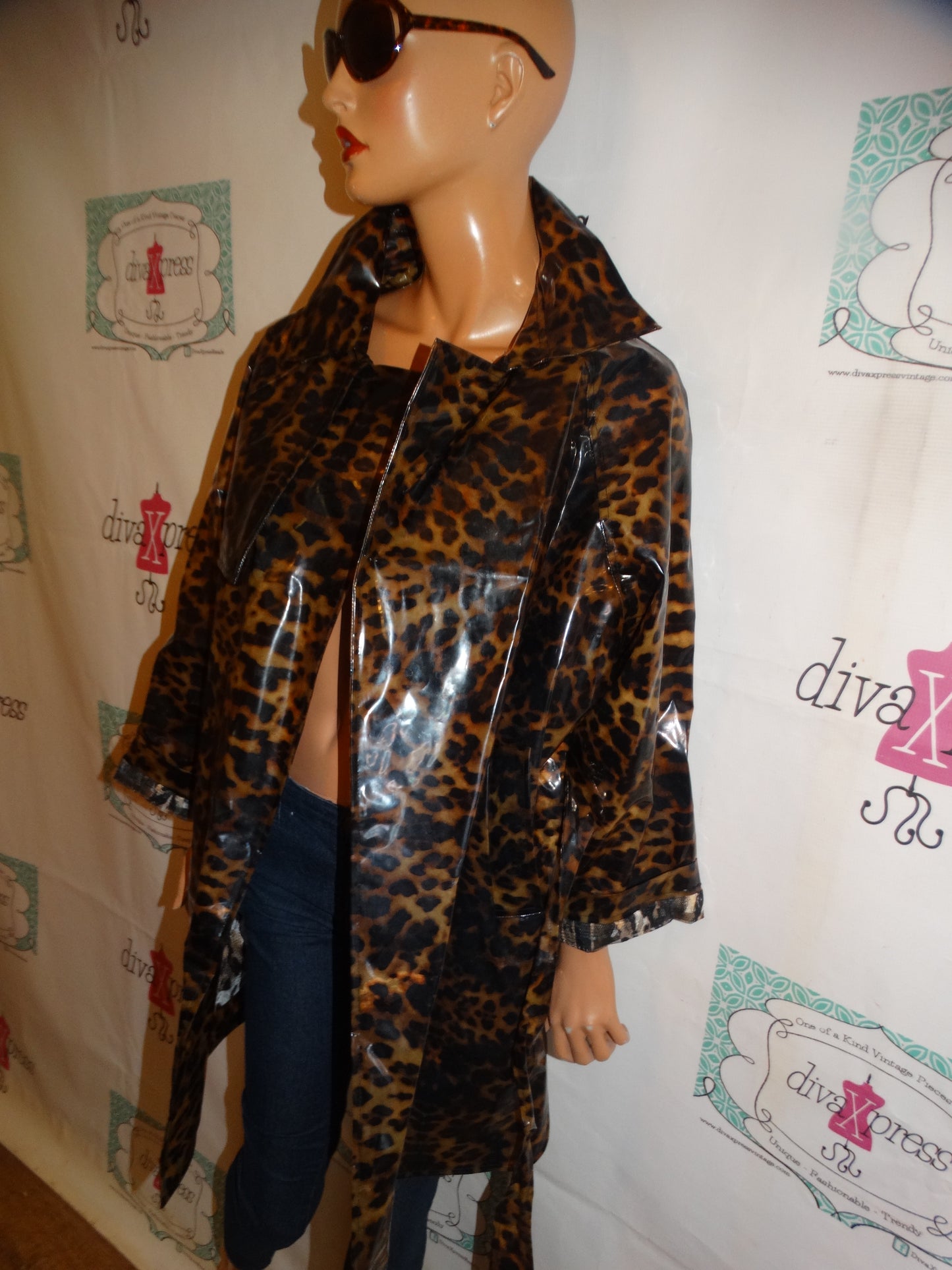 Vintage Luxe Leopard Rain Jacket Size L