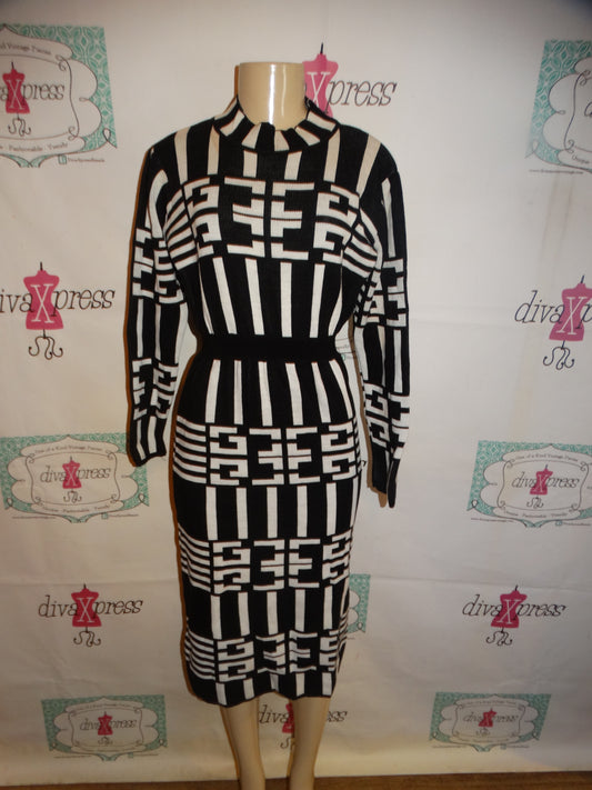 Vintage Black/White Dress Size L