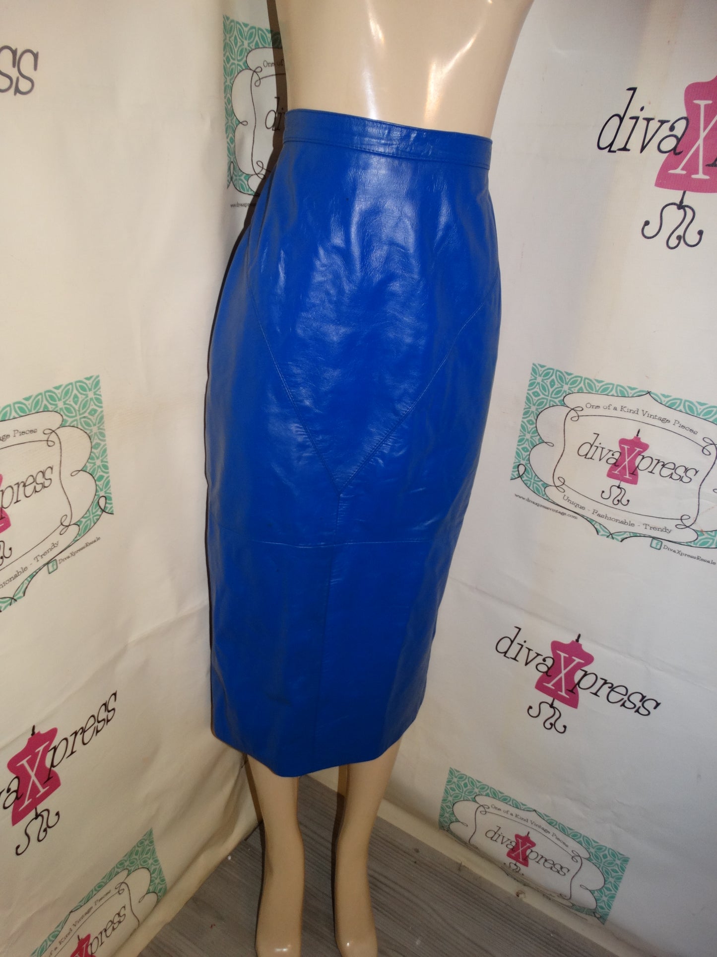 Vintage G I LL Royal Blue Leather Skirt Size L