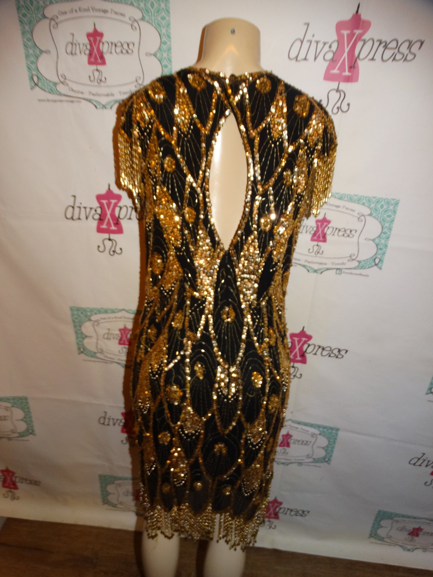 Vintage Black/Gold Sequins Dress Size L