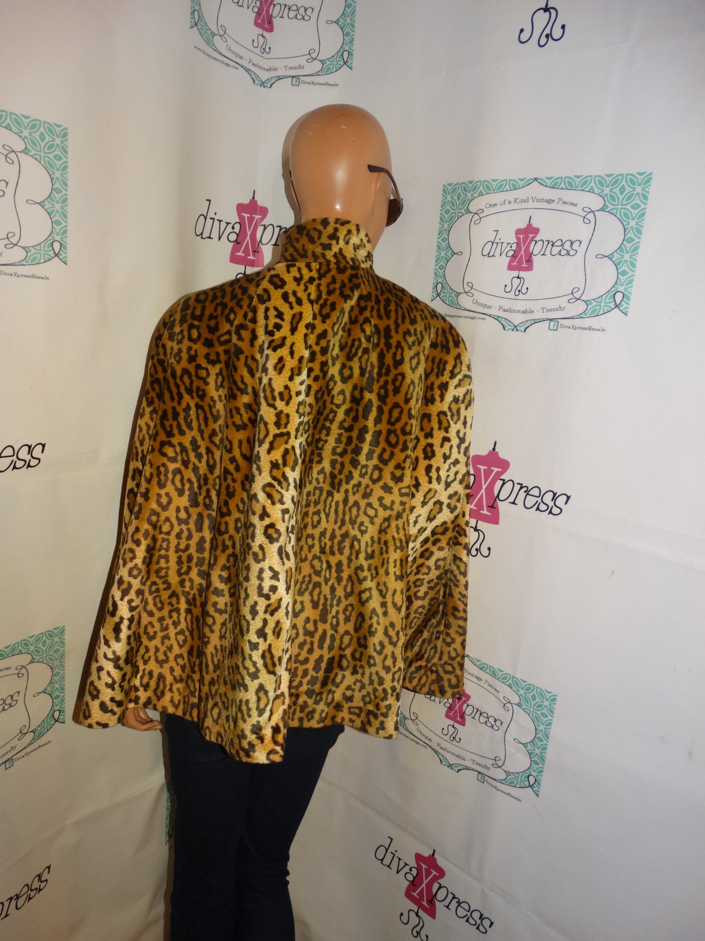 WDNY Leopard Poncho Size M-L