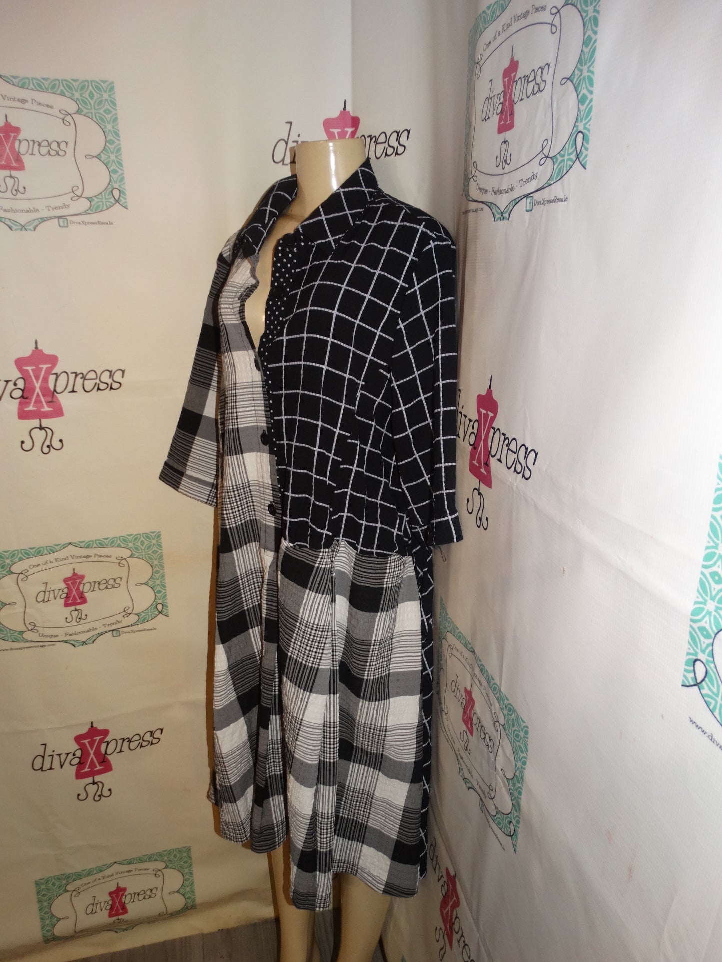 Vintage Moonlight Black/White Patch Dress Size 1x