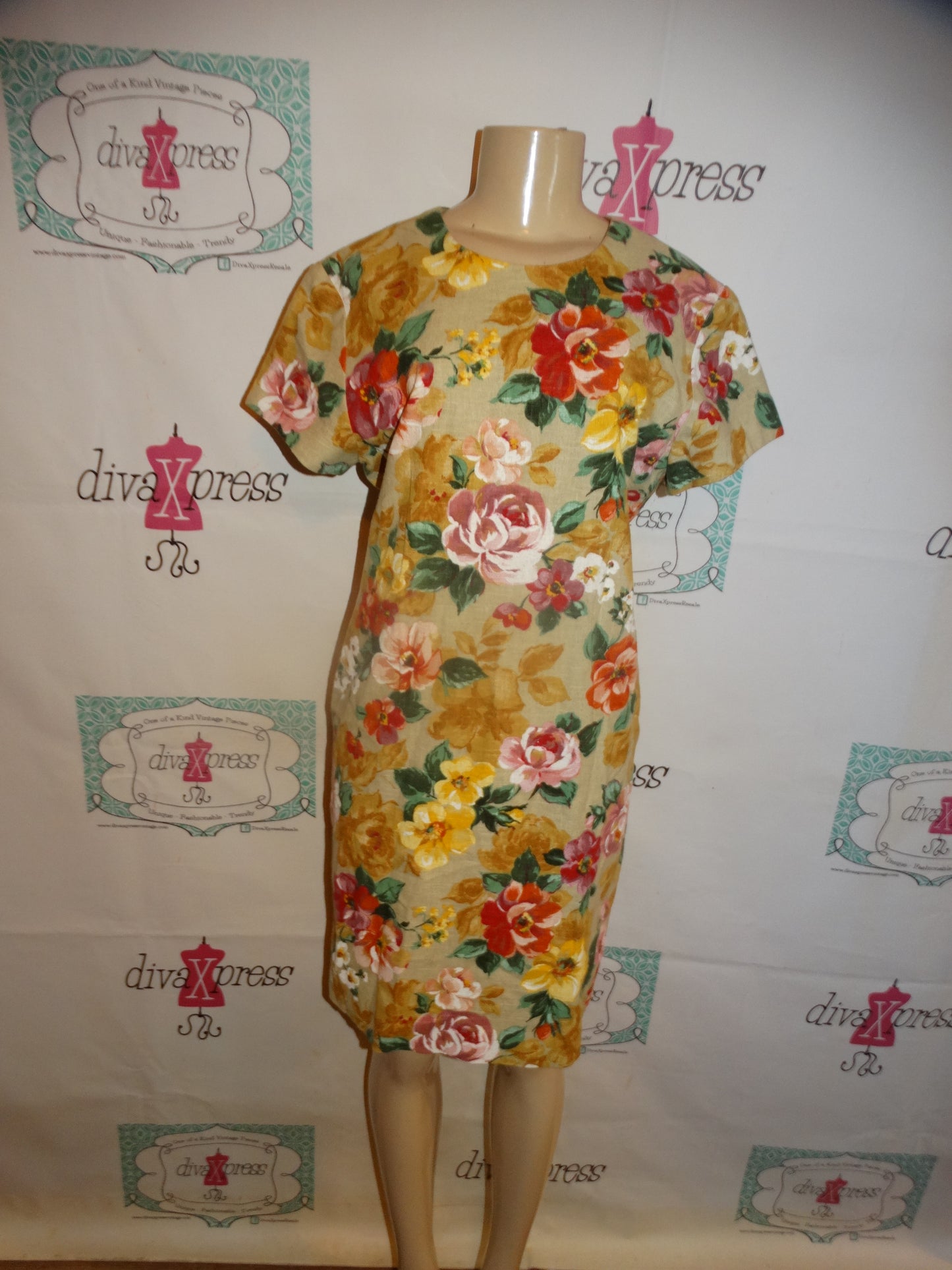 Vintage Oberon Tan Floral Dress Size M