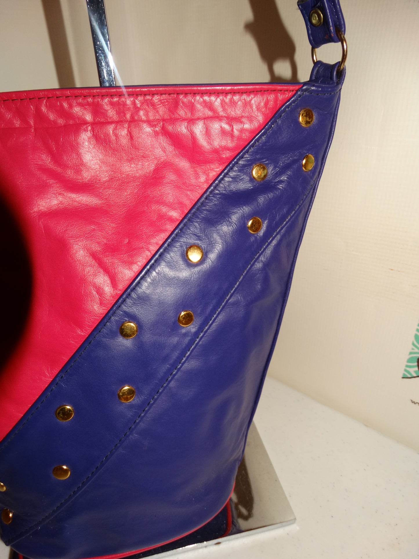 Vintage Purple/Pink Leather Crossbody Purse Size L