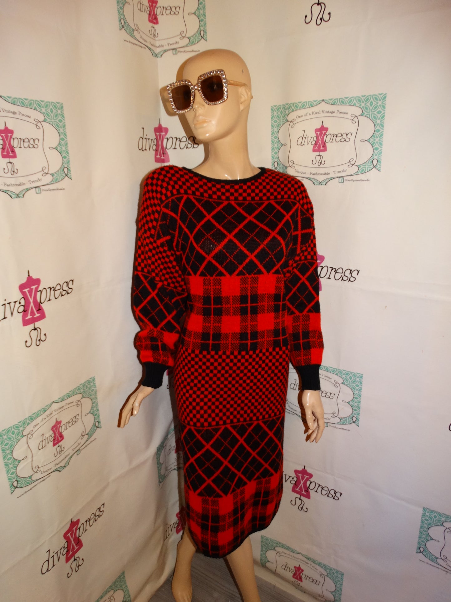 Vintage Units Red/Black Sweater Dress Size 1x