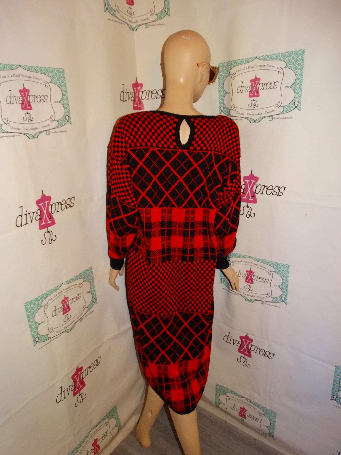 Vintage Units Red/Black Sweater Dress Size 1x