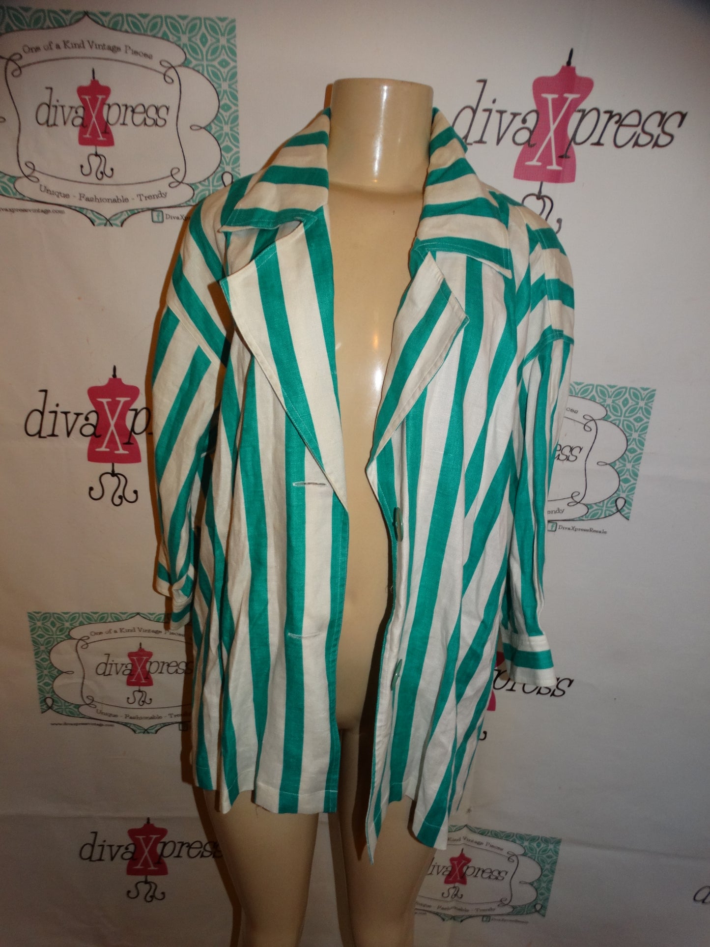 Vintage Green/White Stripe Blazer Size 1x