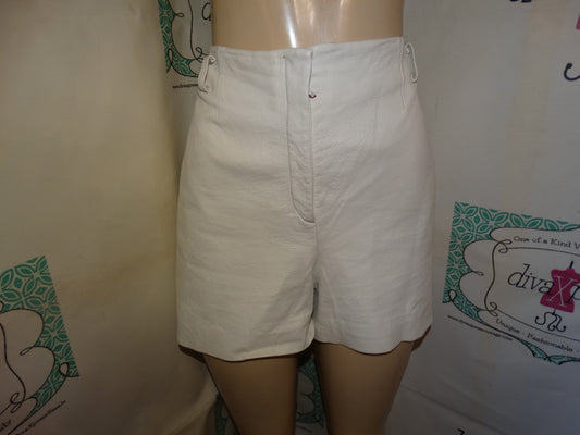 Vintage White Leather Shorts Size XL