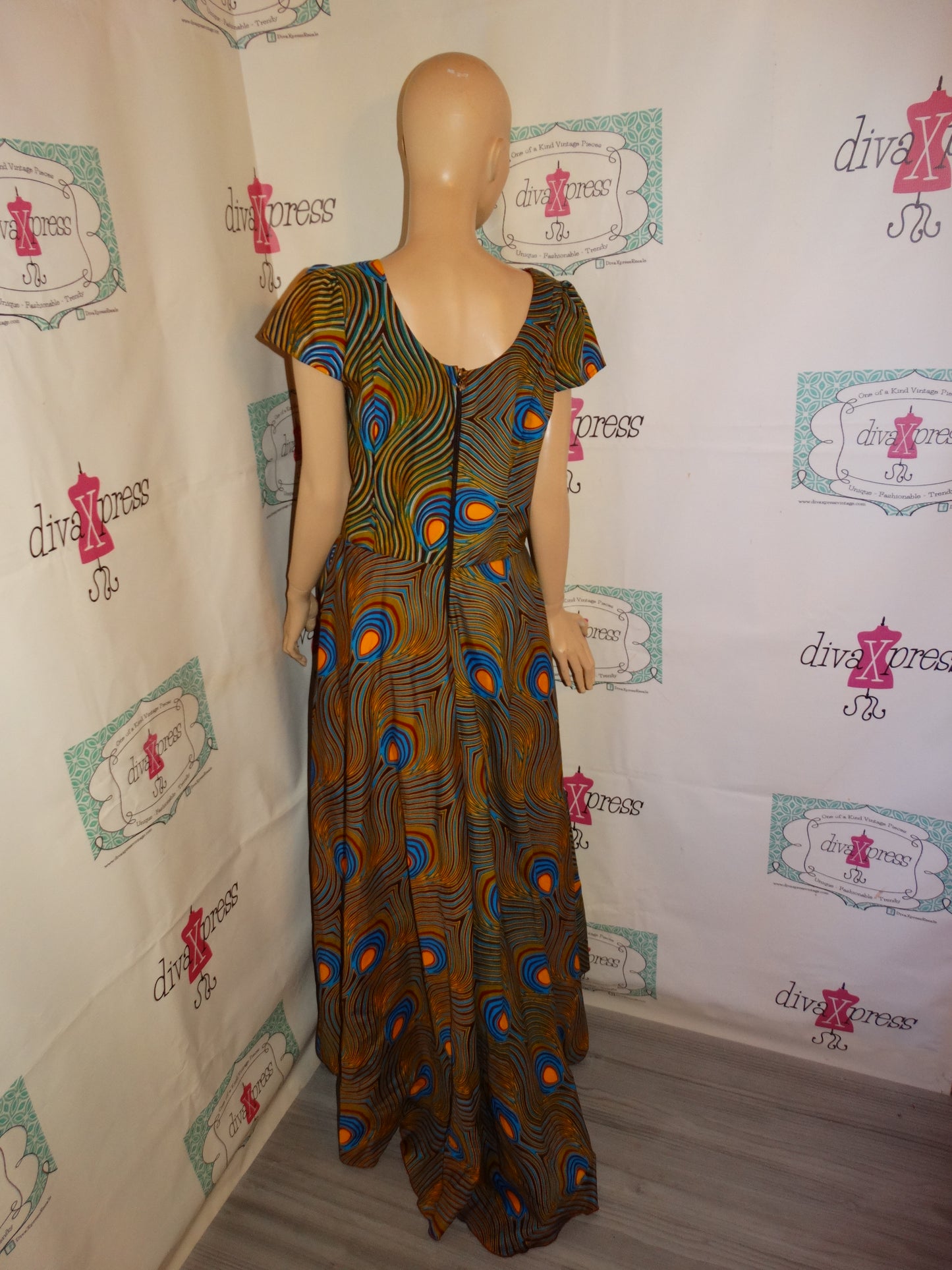 Vintage yellow/Burgundy  African Style Dress Size L