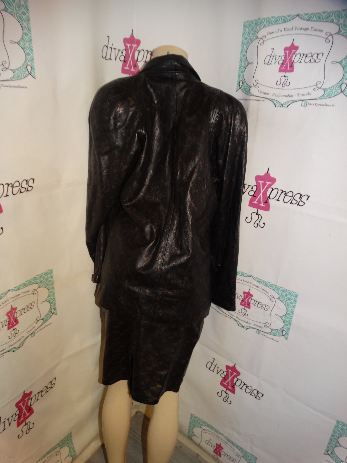 Vintage Suzelle Black Leather 2 Piece Blazer Skirt Set Size M  Brand New With Tags