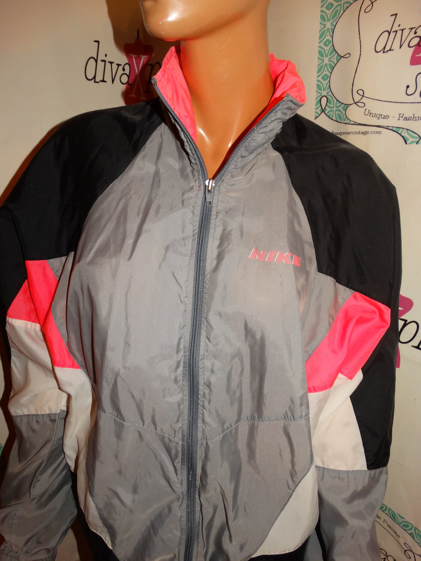 Vintage Nike Pink/Gray Bomber JAcket With Hood Size L