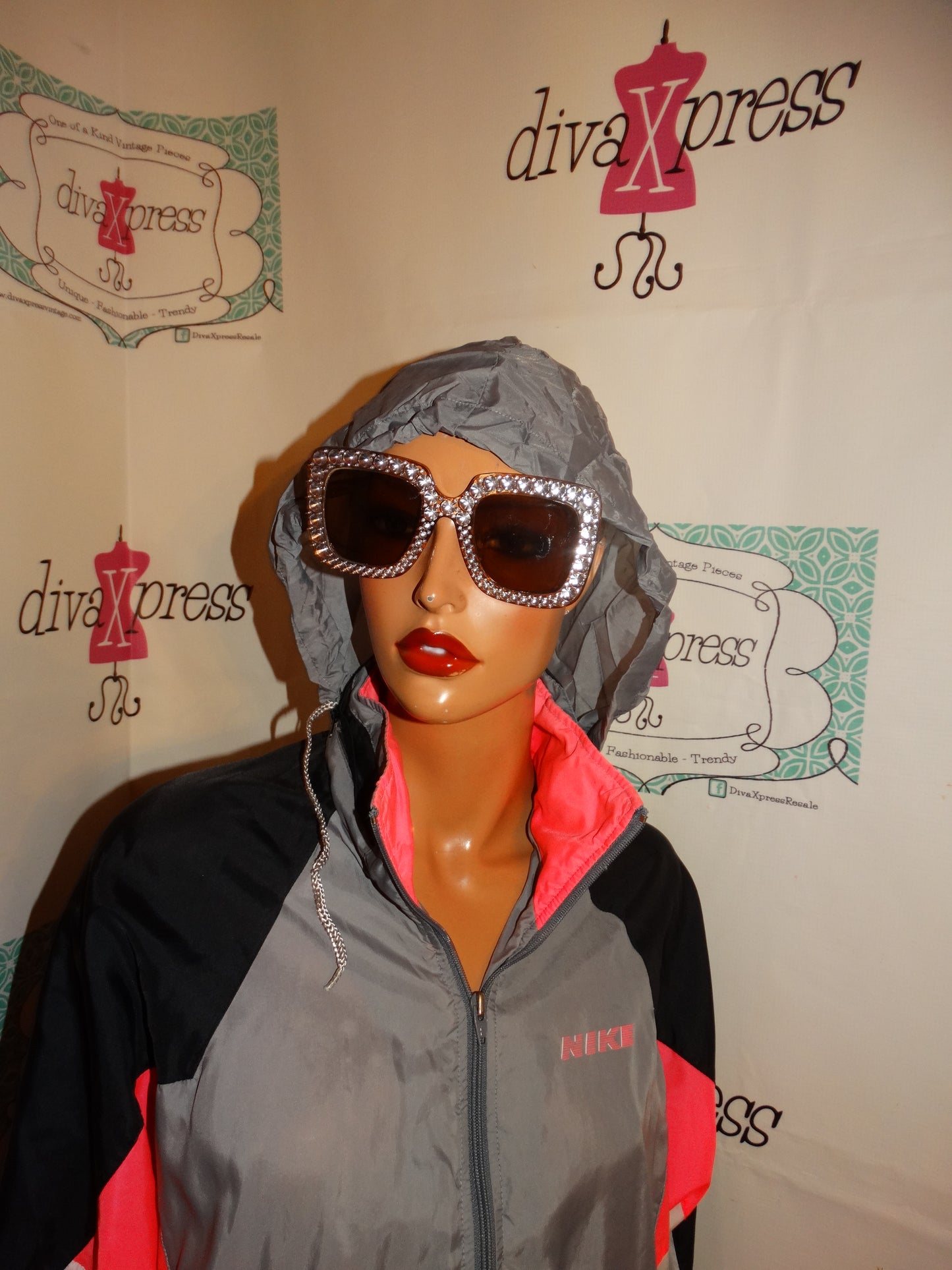 Vintage Nike Pink/Gray Bomber JAcket With Hood Size L