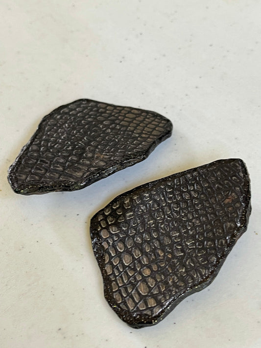 Vintage Leather Clip On Earrings (Shipping INCLUDED IN PRICE)