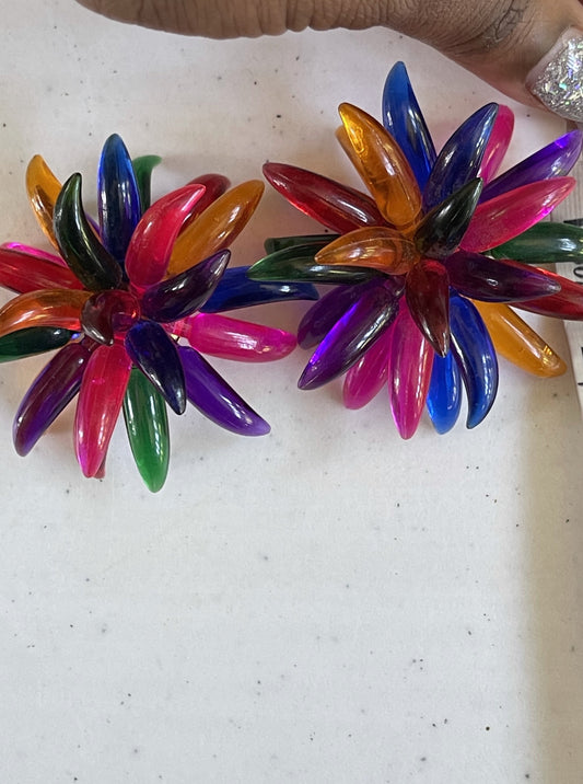 Vintage XL Colorful Clip On Earrings. (SHIPPING INCLUDED)