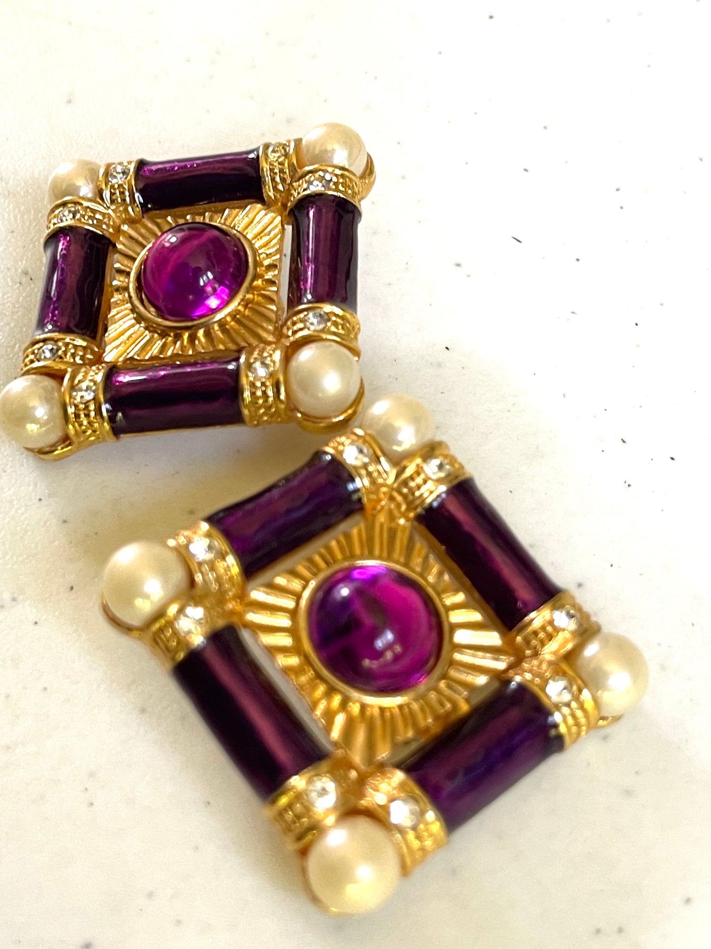 Vintage Purple/Gold Clip On Earrings  (Shipping INCLUDED IN PRICE)
