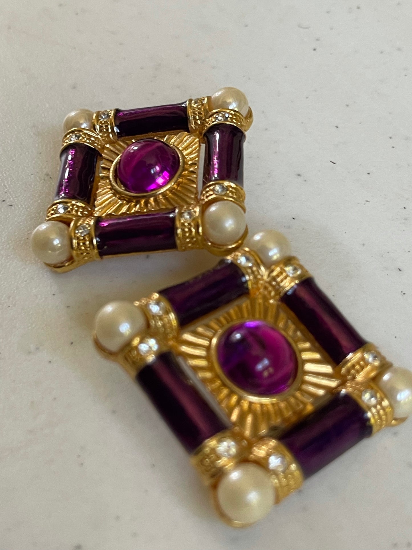Vintage Purple/Gold Clip On Earrings  (Shipping INCLUDED IN PRICE)