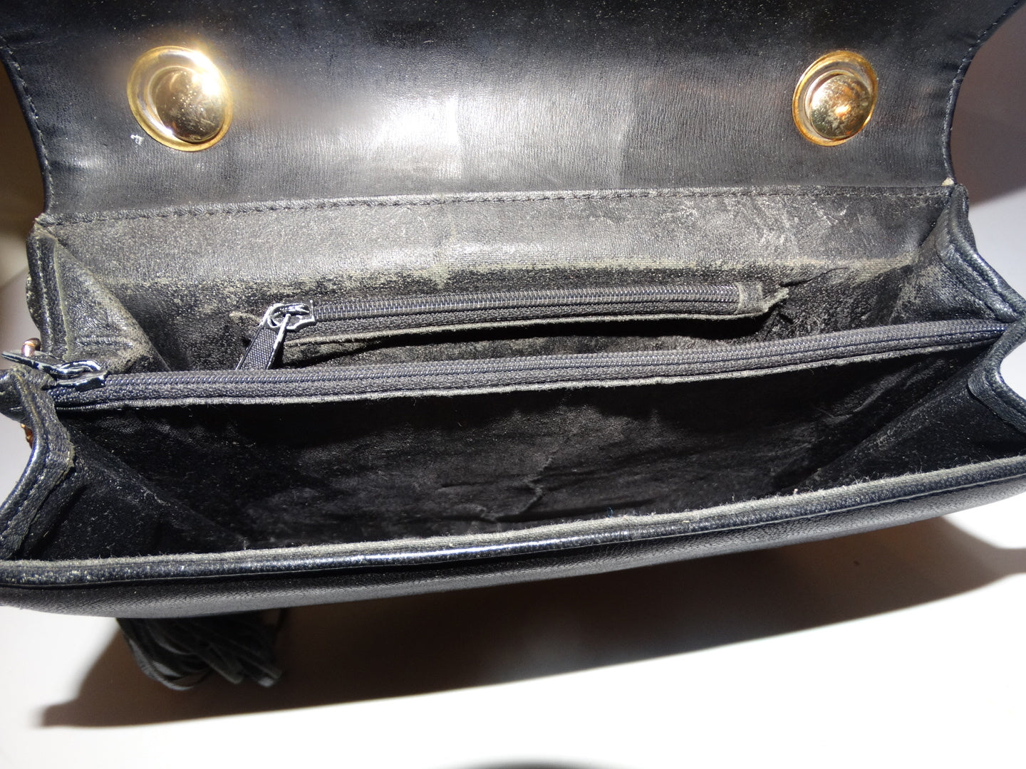 Vintage Leather CC Purse Black Size M  ( READ DESCRIPTION)